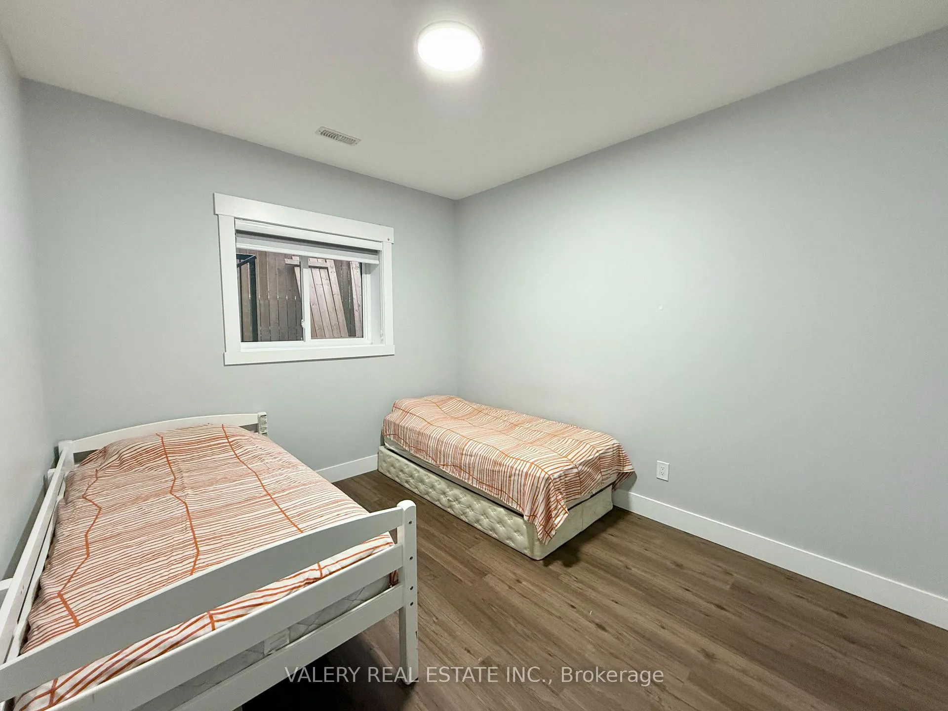 Photo 17 of Unit Lower, 1872 Longfellow Avenue, Windsor — HOMEH