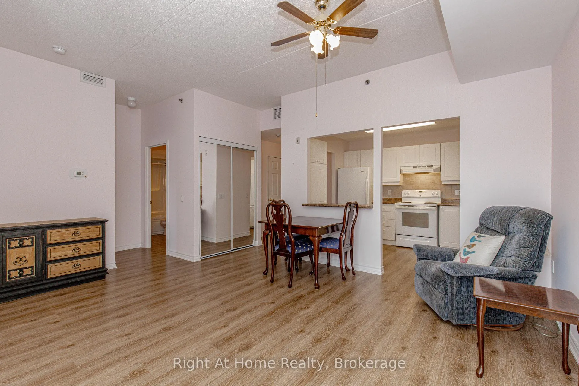 Photo 18 of Unit 106, 137 Martin Street, Milton, Old Milton — HOMEH