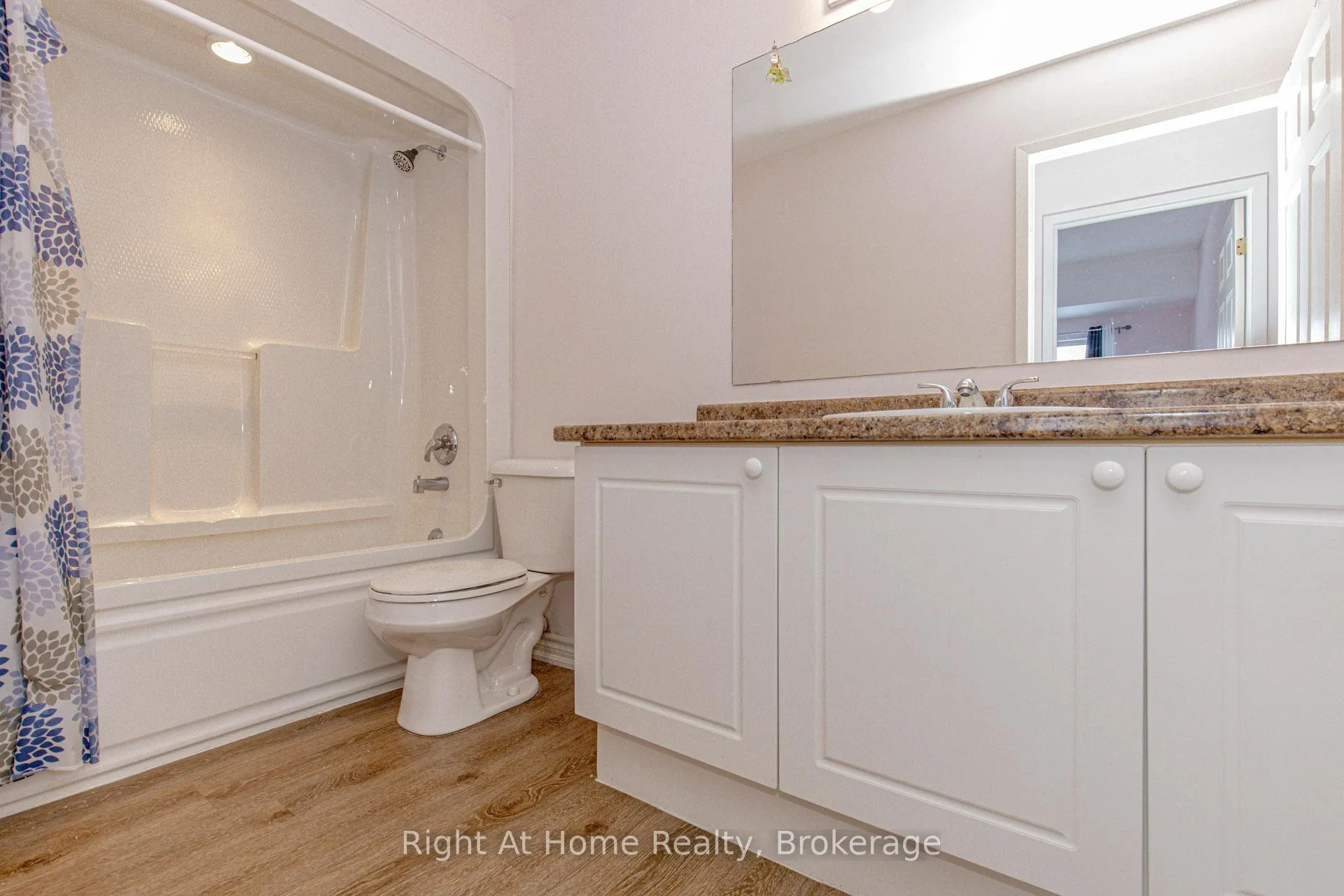 Photo 28 of Unit 106, 137 Martin Street, Milton, Old Milton — HOMEH