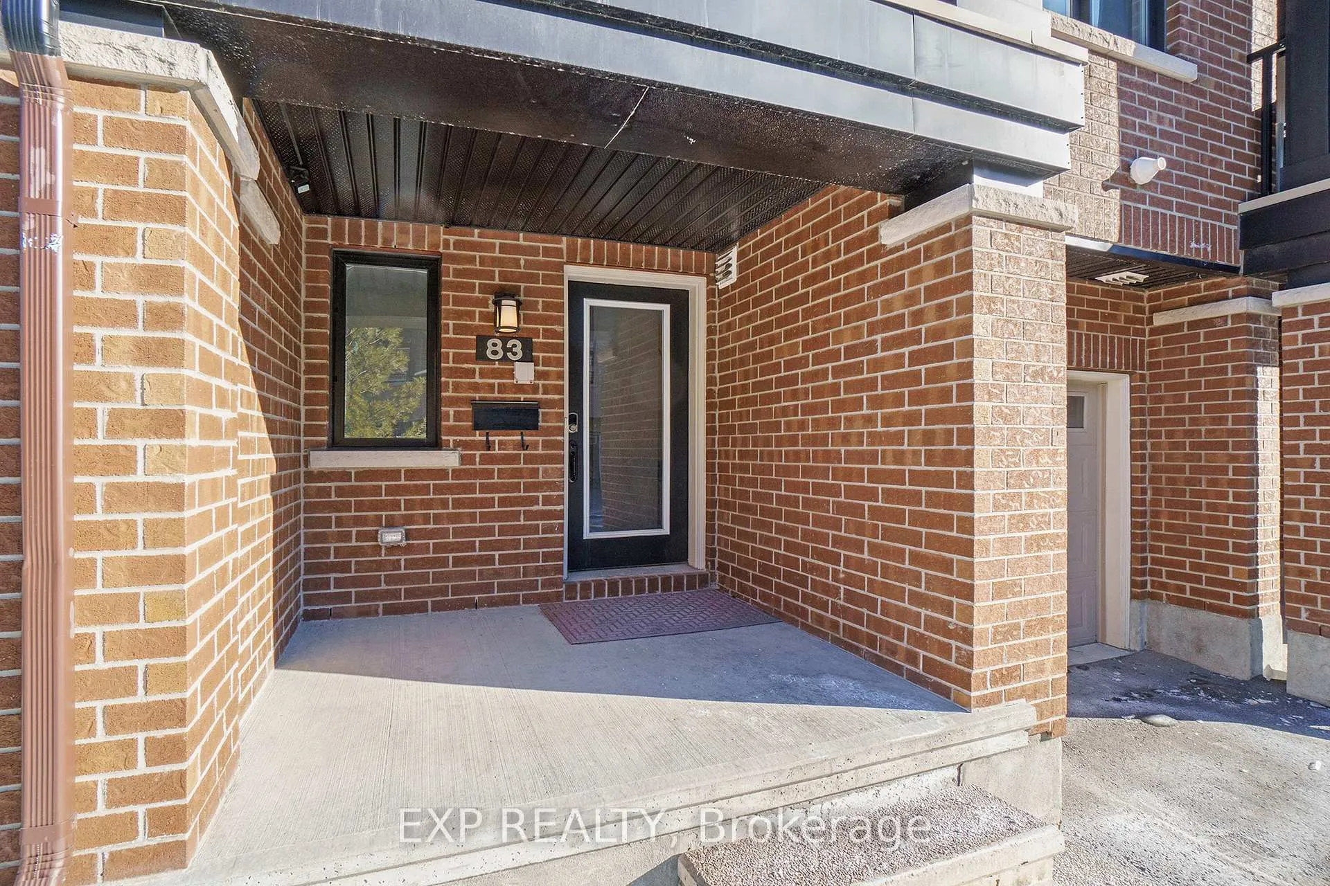 Photo 2 of 83 Stockholm Private, Ottawa, Riverside South/Gloucester Glen — HOMEH