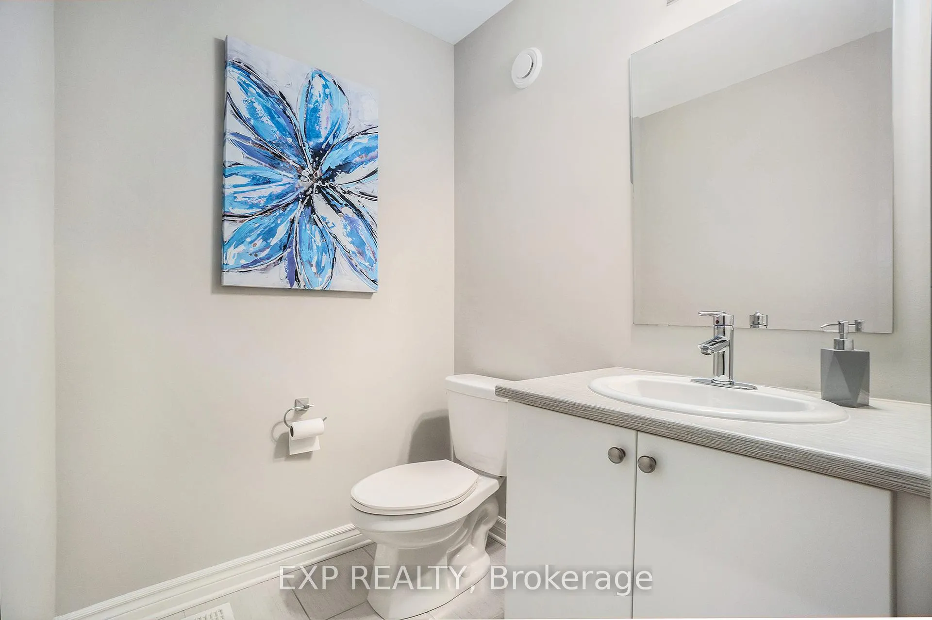 Photo 18 of 83 Stockholm Private, Ottawa, Riverside South/Gloucester Glen — HOMEH