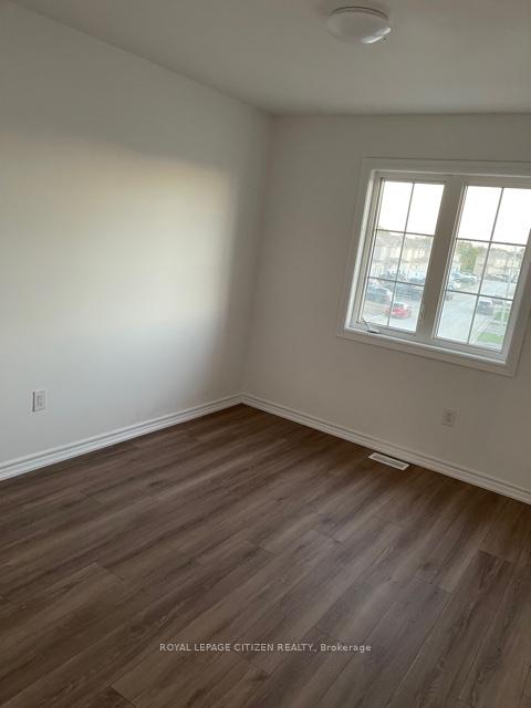 Photo 14 of 74 Brennan Crescent, Loyalist, Odessa — HOMEH