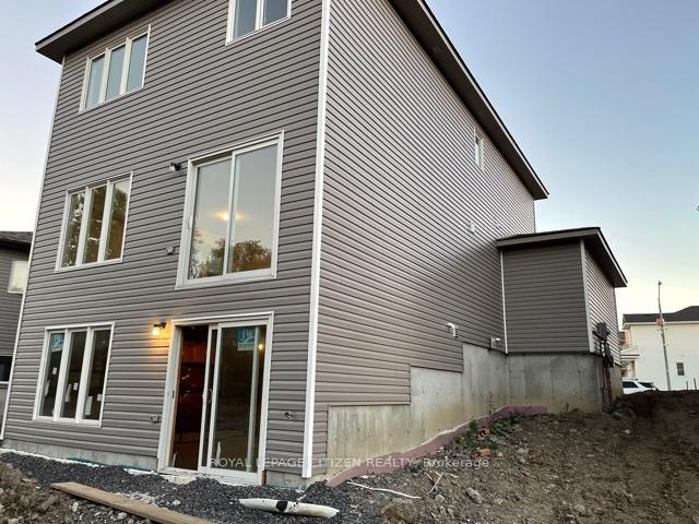 Photo 18 of 74 Brennan Crescent, Loyalist, Odessa — HOMEH
