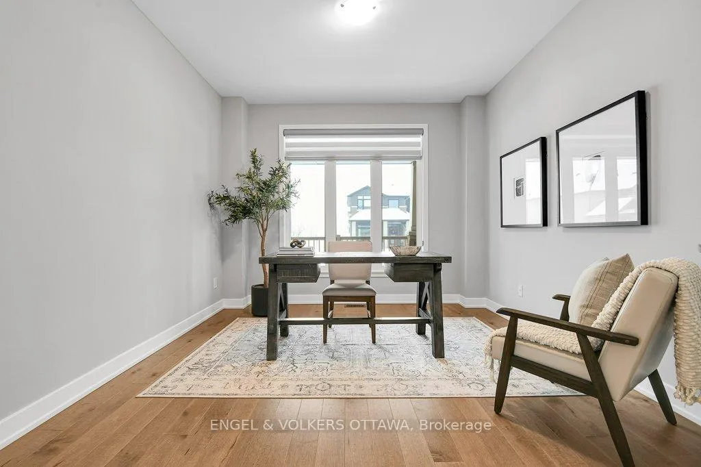 Photo 5 of 134 Winterhaven Drive, Ottawa, Mer Bleue/Bradley Estates/Anderson Park — HOMEH