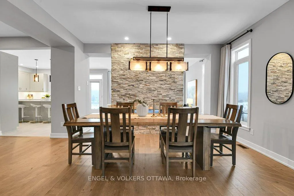 Photo 7 of 134 Winterhaven Drive, Ottawa, Mer Bleue/Bradley Estates/Anderson Park — HOMEH
