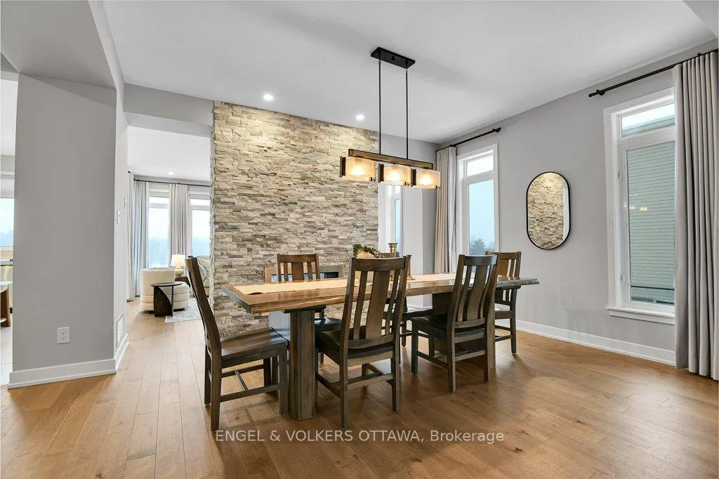 Photo 8 of 134 Winterhaven Drive, Ottawa, Mer Bleue/Bradley Estates/Anderson Park — HOMEH