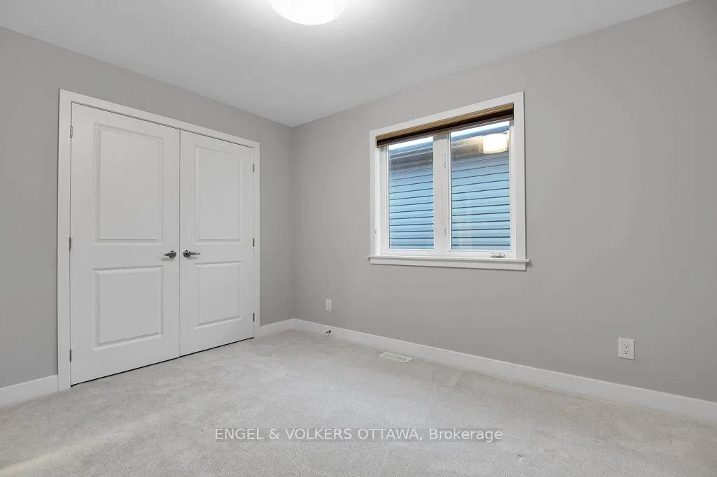 Photo 28 of 134 Winterhaven Drive, Ottawa, Mer Bleue/Bradley Estates/Anderson Park — HOMEH