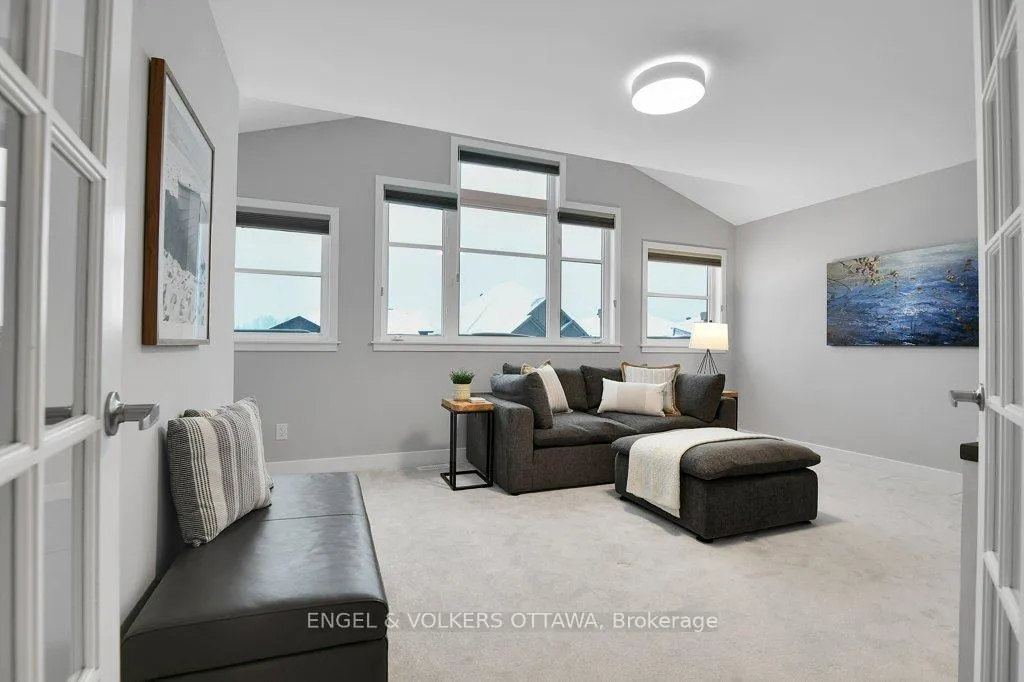 Photo 31 of 134 Winterhaven Drive, Ottawa, Mer Bleue/Bradley Estates/Anderson Park — HOMEH