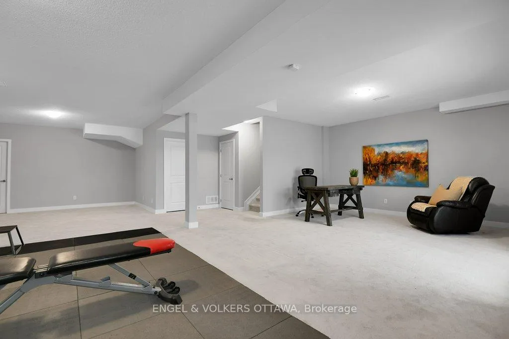 Photo 35 of 134 Winterhaven Drive, Ottawa, Mer Bleue/Bradley Estates/Anderson Park — HOMEH