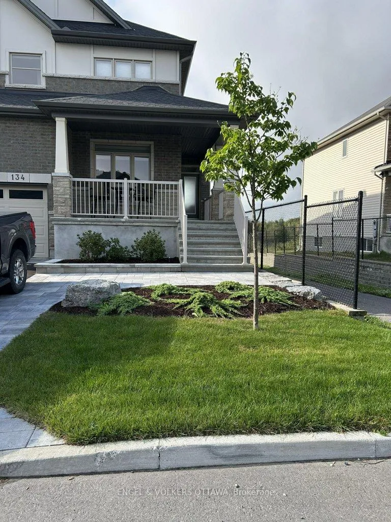 Photo 40 of 134 Winterhaven Drive, Ottawa, Mer Bleue/Bradley Estates/Anderson Park — HOMEH