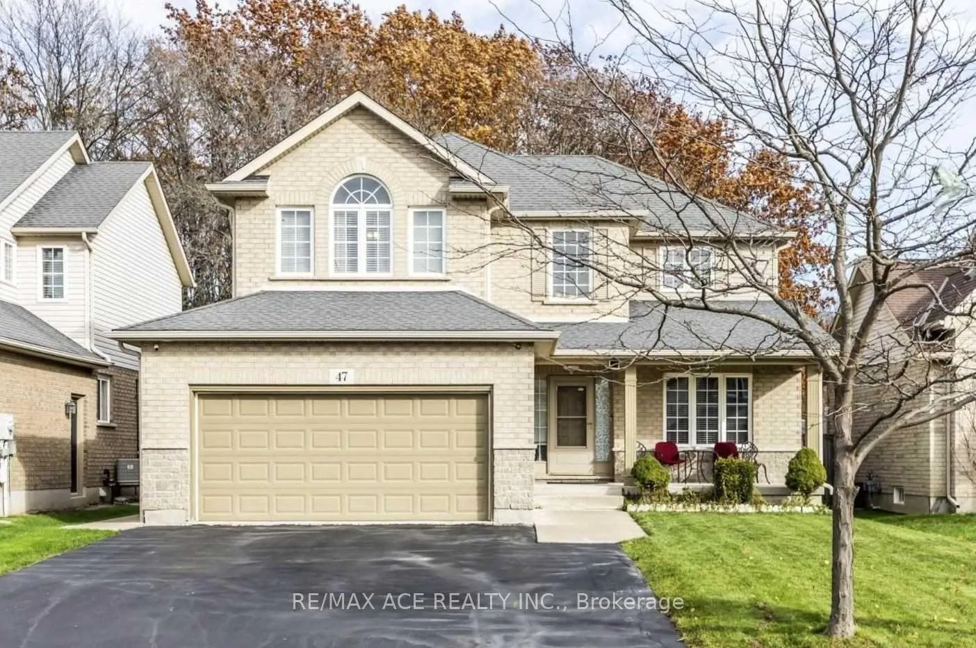 Photo 1 of 47 Silver Maple Road, Thorold, Confederation Heights — HOMEH