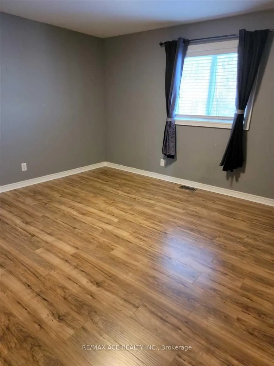 Photo 14 of 47 Silver Maple Road, Thorold, Confederation Heights — HOMEH