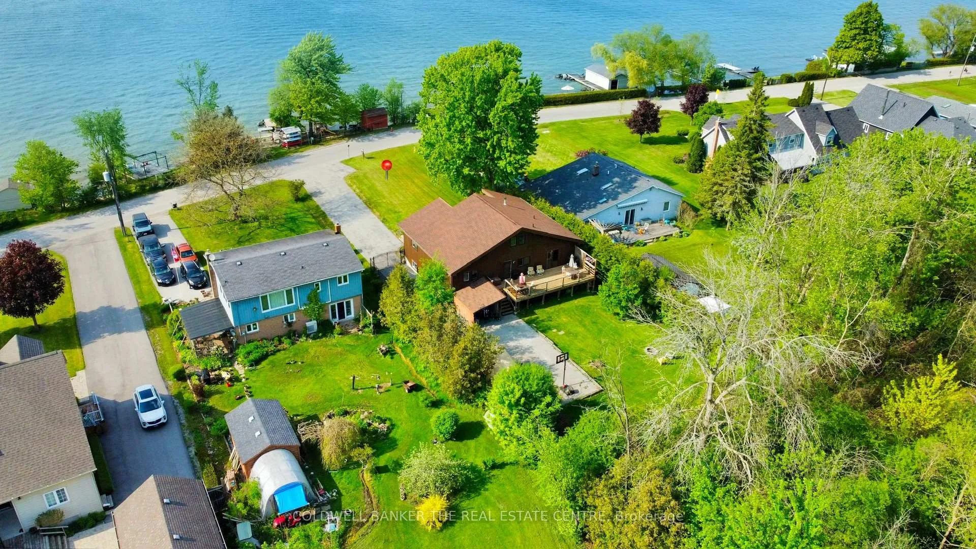 Photo 21 of 33 Lake Drive E, Georgina, Historic Lakeshore Communities — HOMEH