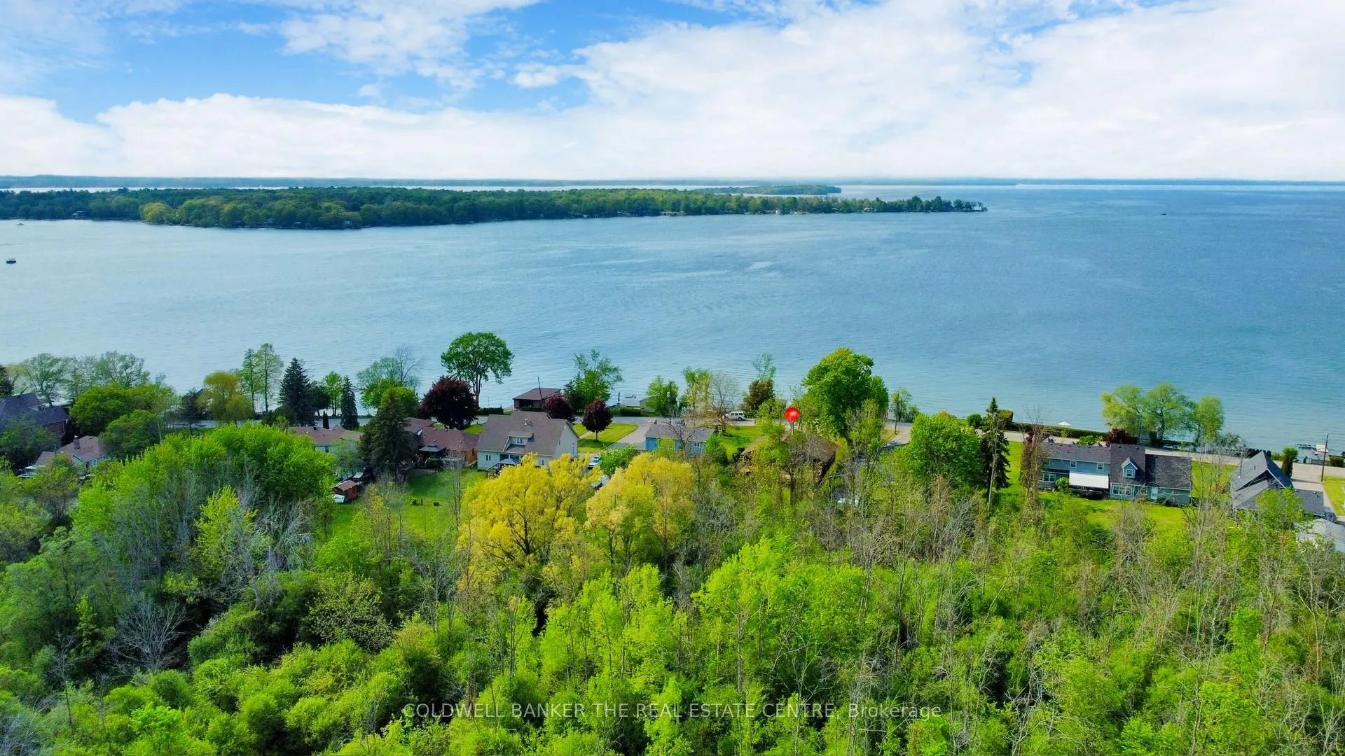 Photo 26 of 33 Lake Drive E, Georgina, Historic Lakeshore Communities — HOMEH