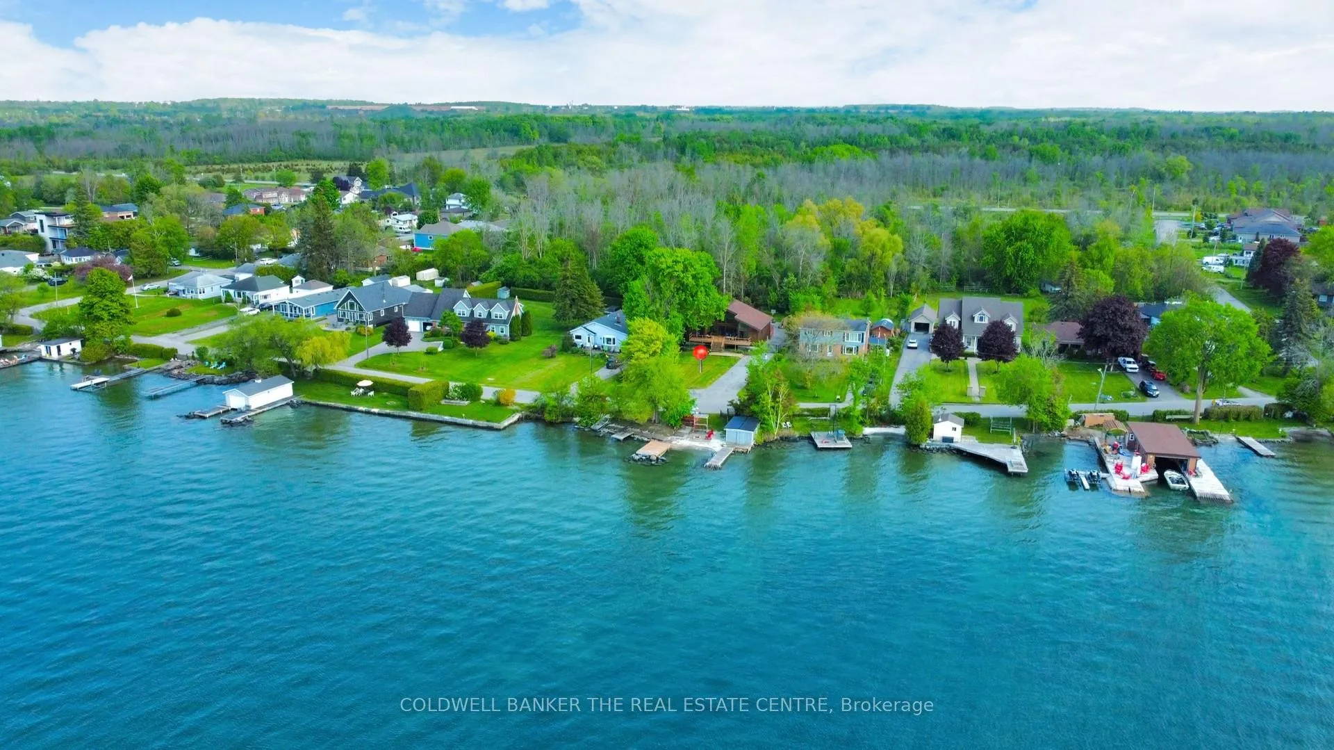 Photo 27 of 33 Lake Drive E, Georgina, Historic Lakeshore Communities — HOMEH