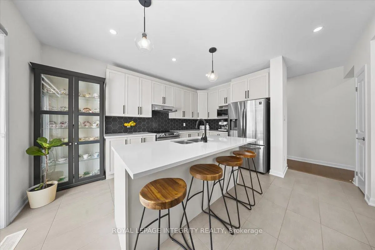 Photo 15 of 772 Cappamore Drive, Ottawa, Barrhaven - Half Moon Bay — HOMEH