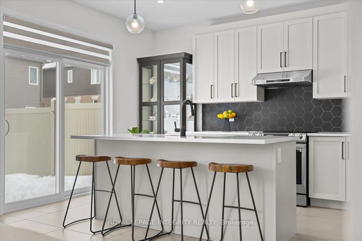 Photo 16 of 772 Cappamore Drive, Ottawa, Barrhaven - Half Moon Bay — HOMEH