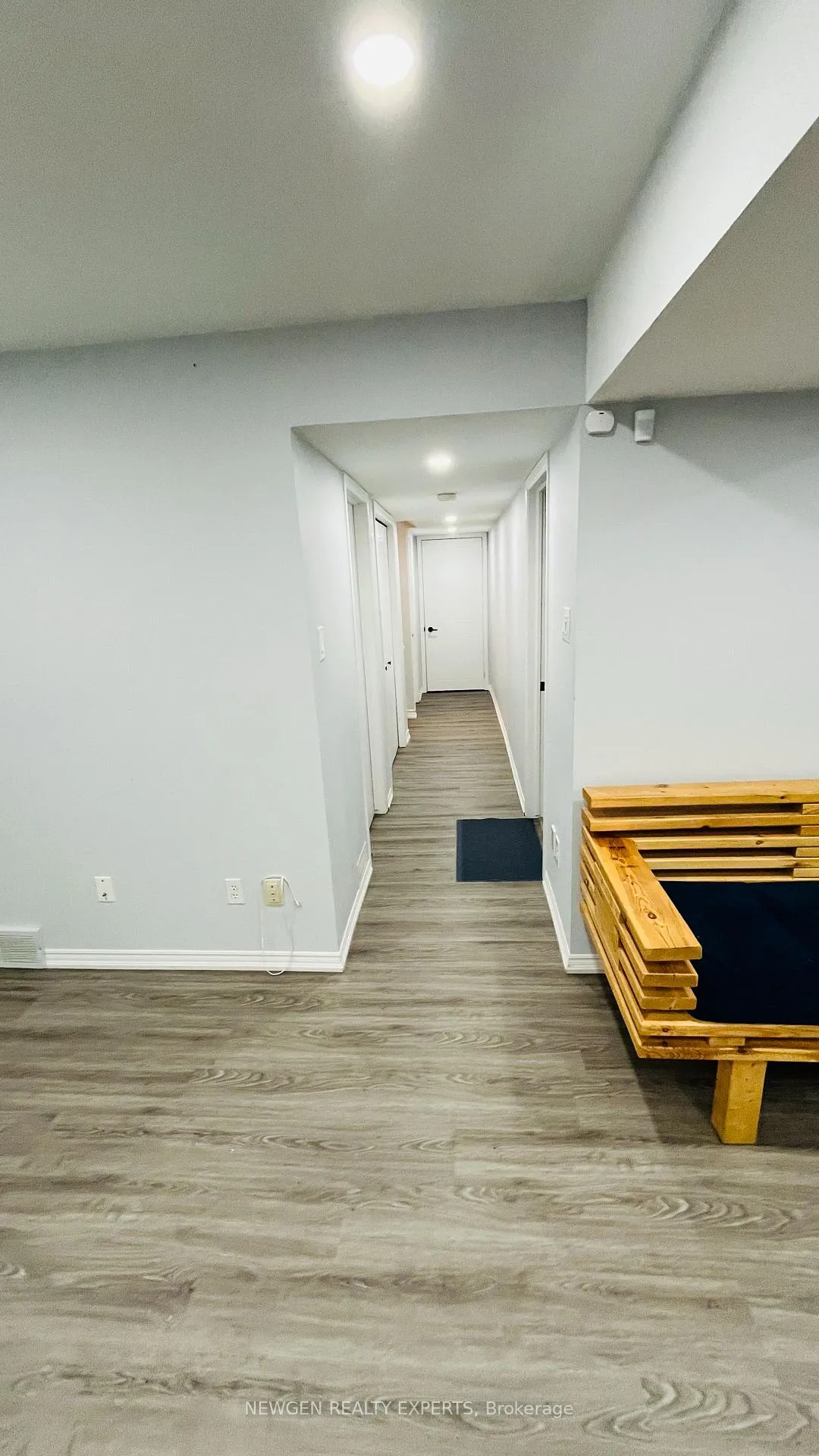 Photo 21 of 803 Deveron Crescent W, London, South J — HOMEH