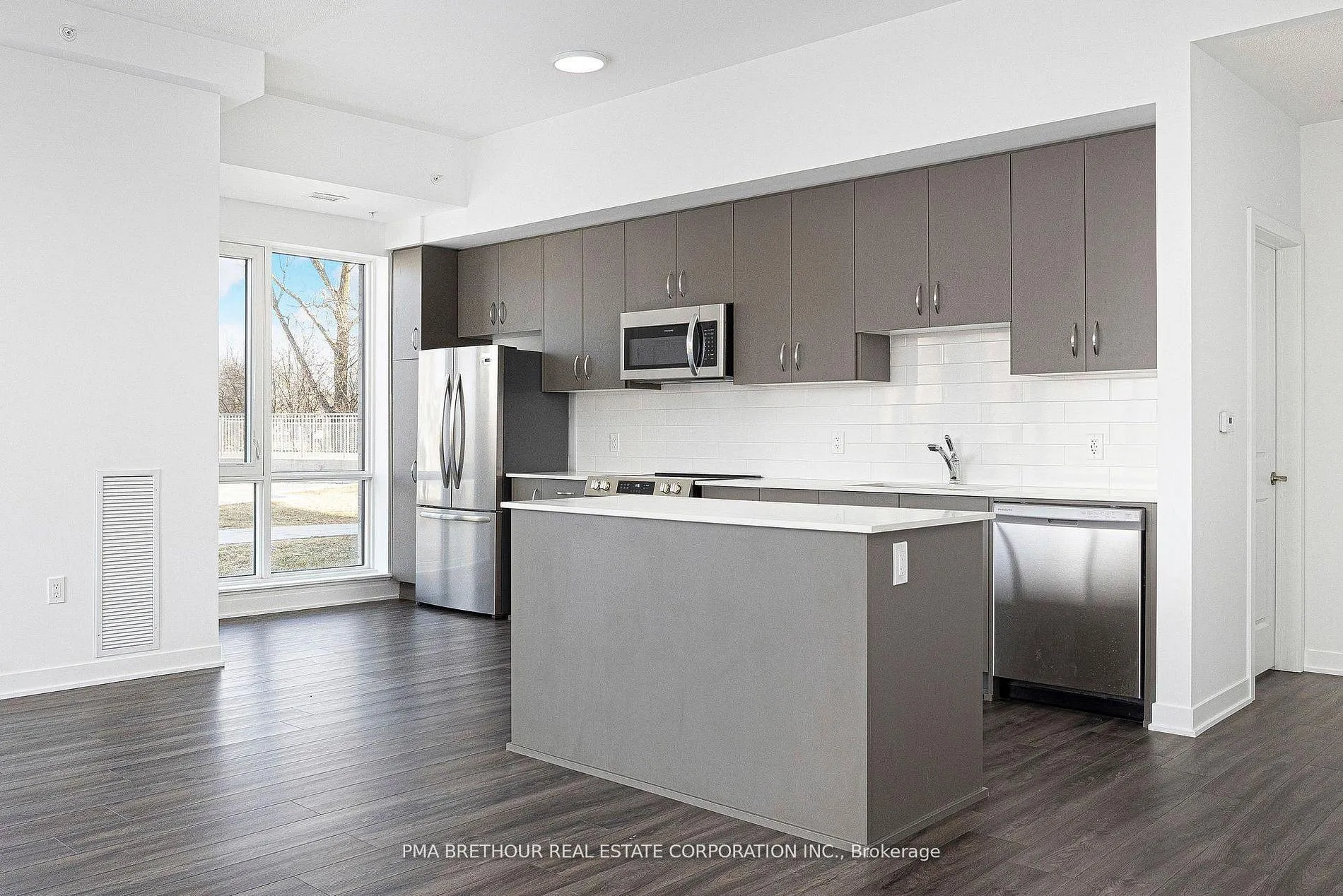 Photo 9 of Unit 118, 385 Arctic Red Drive, Oshawa, Windfields — HOMEH