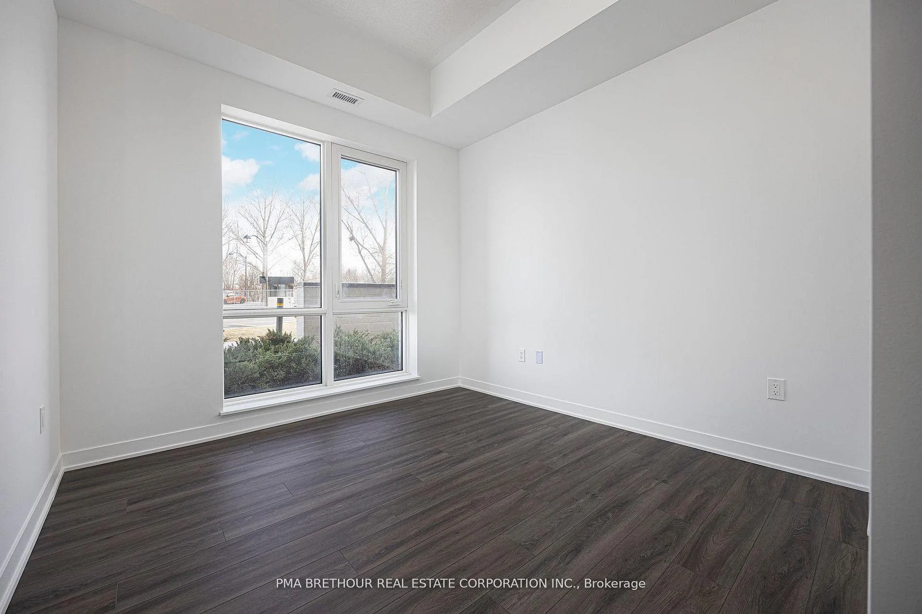 Photo 12 of Unit 118, 385 Arctic Red Drive, Oshawa, Windfields — HOMEH