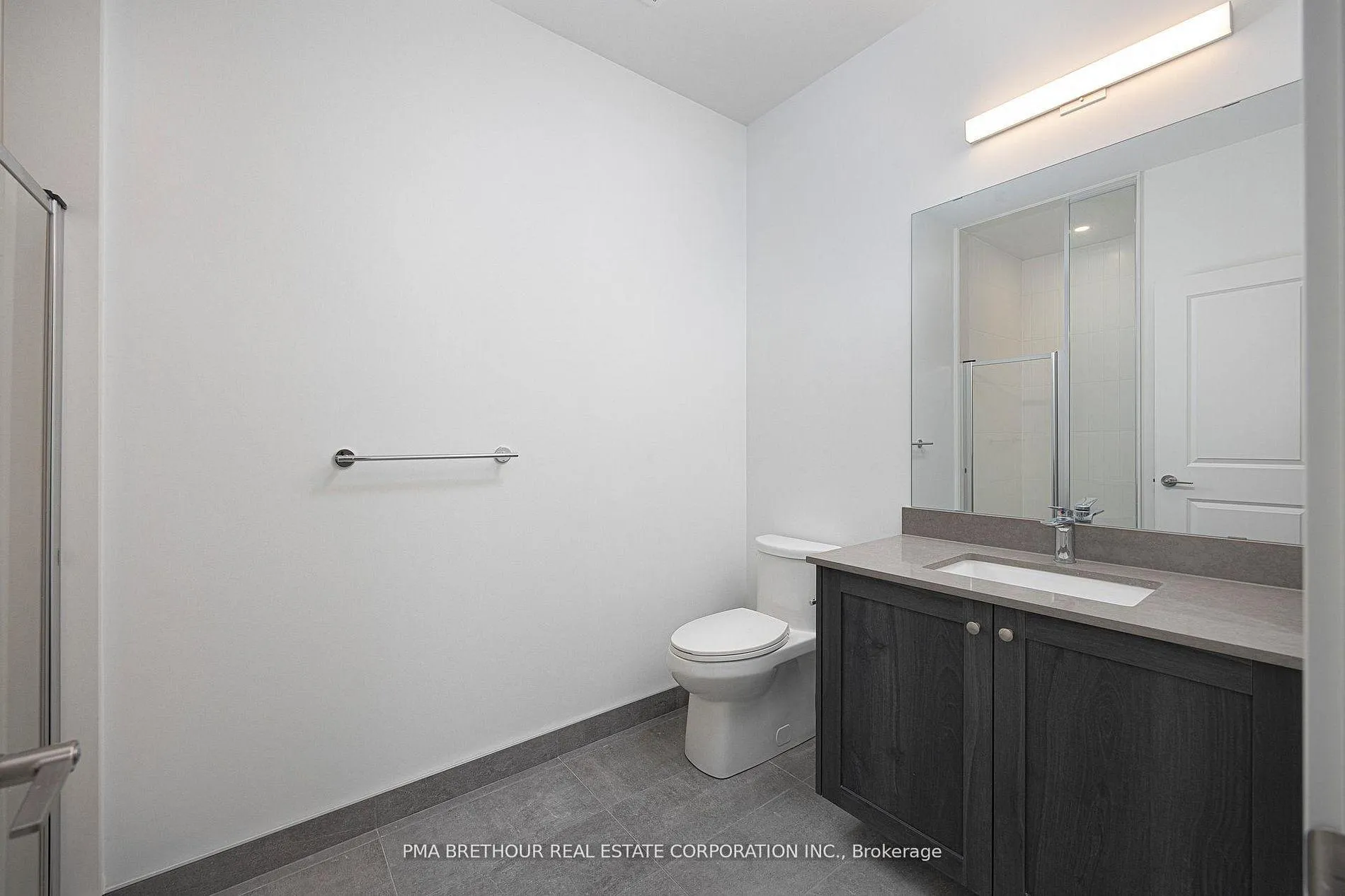 Photo 13 of Unit 118, 385 Arctic Red Drive, Oshawa, Windfields — HOMEH