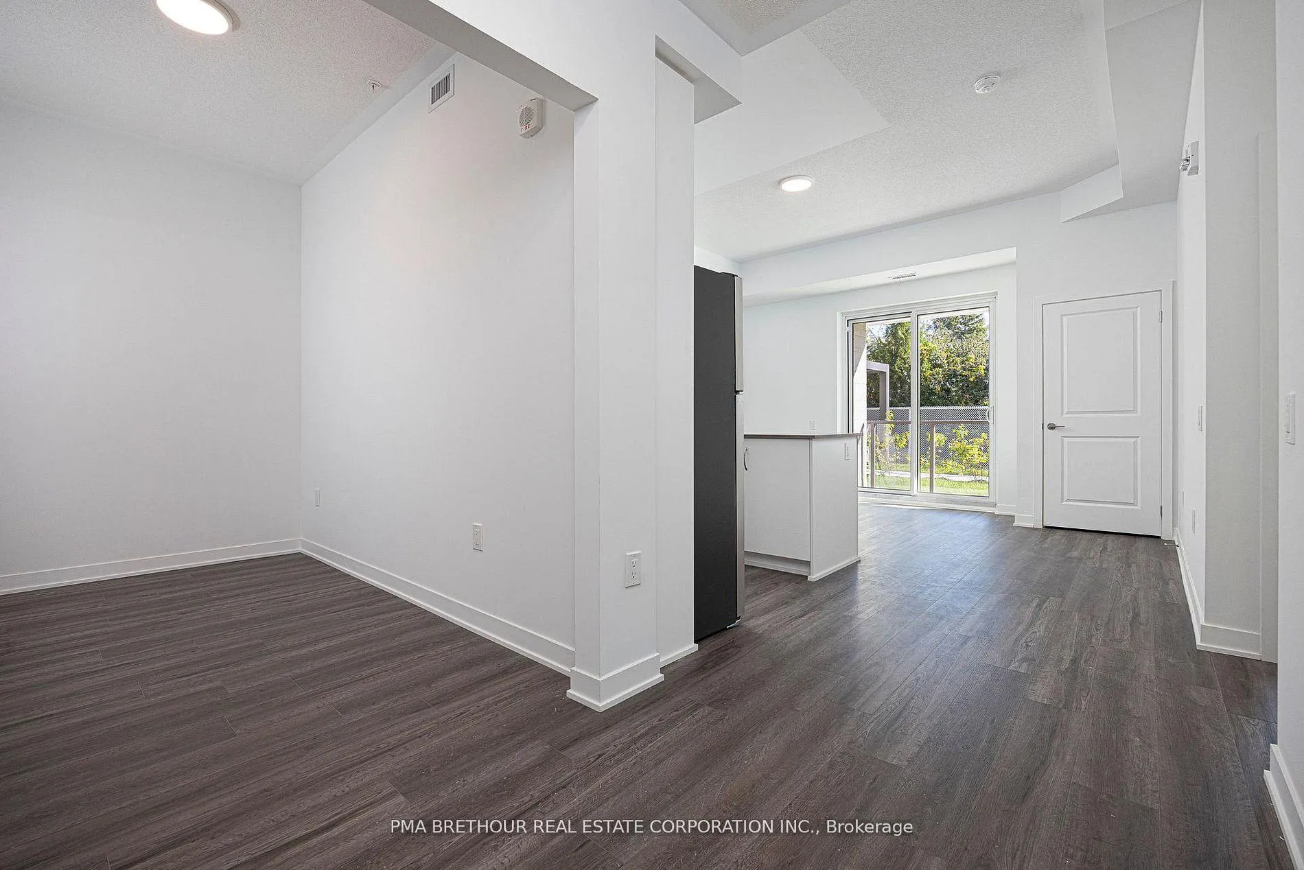 Photo 5 of Unit 101, 385 Arctic Red Drive, Oshawa, Windfields — HOMEH