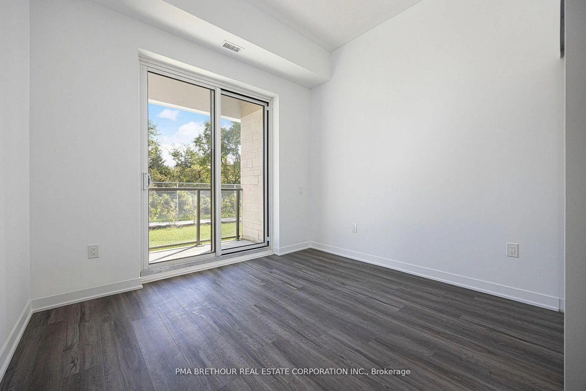 Photo 7 of Unit 101, 385 Arctic Red Drive, Oshawa, Windfields — HOMEH