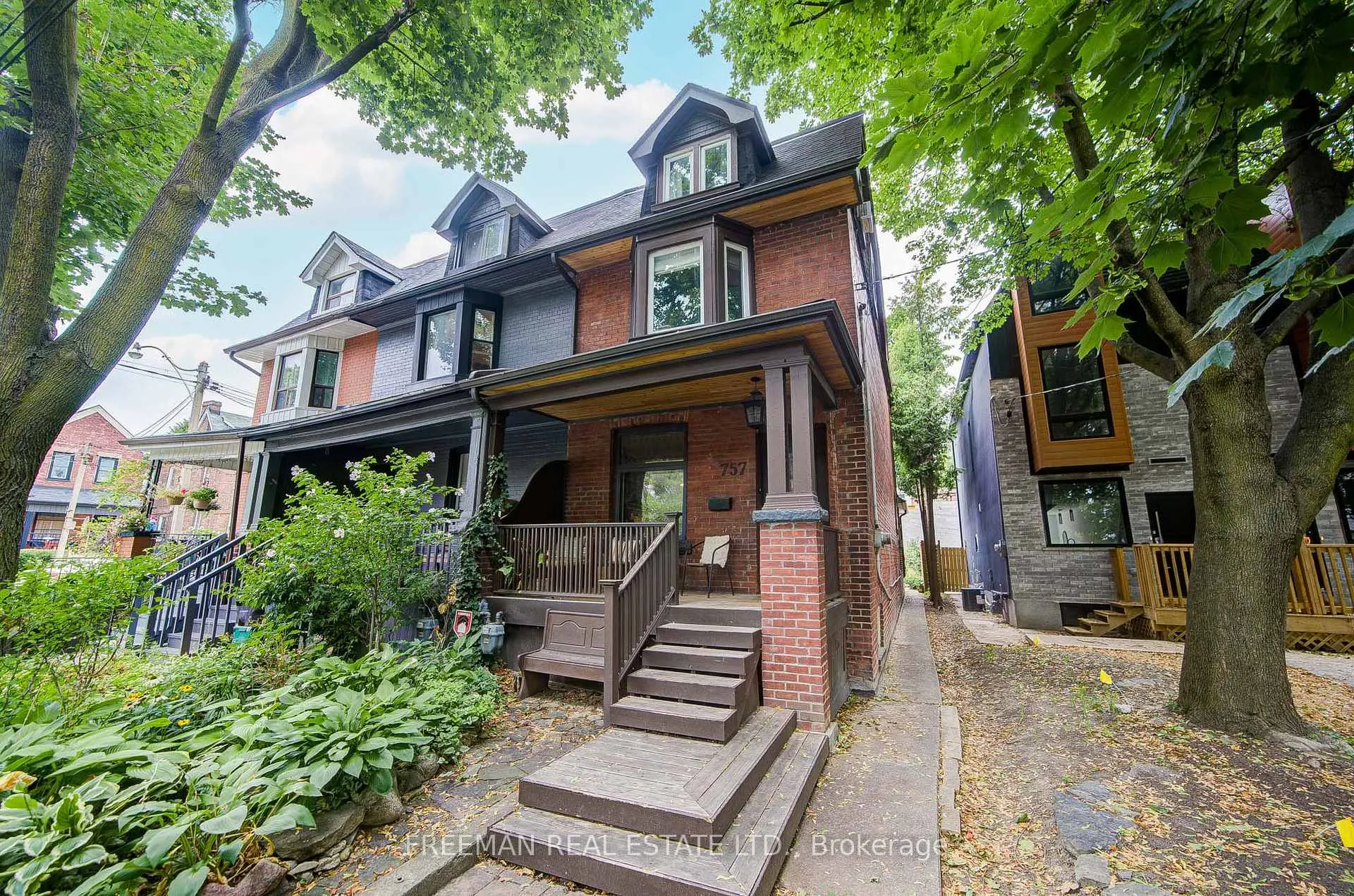 Photo 1 of Unit Main/Lower, 757 Manning Avenue, Toronto, The Annex — HOMEH