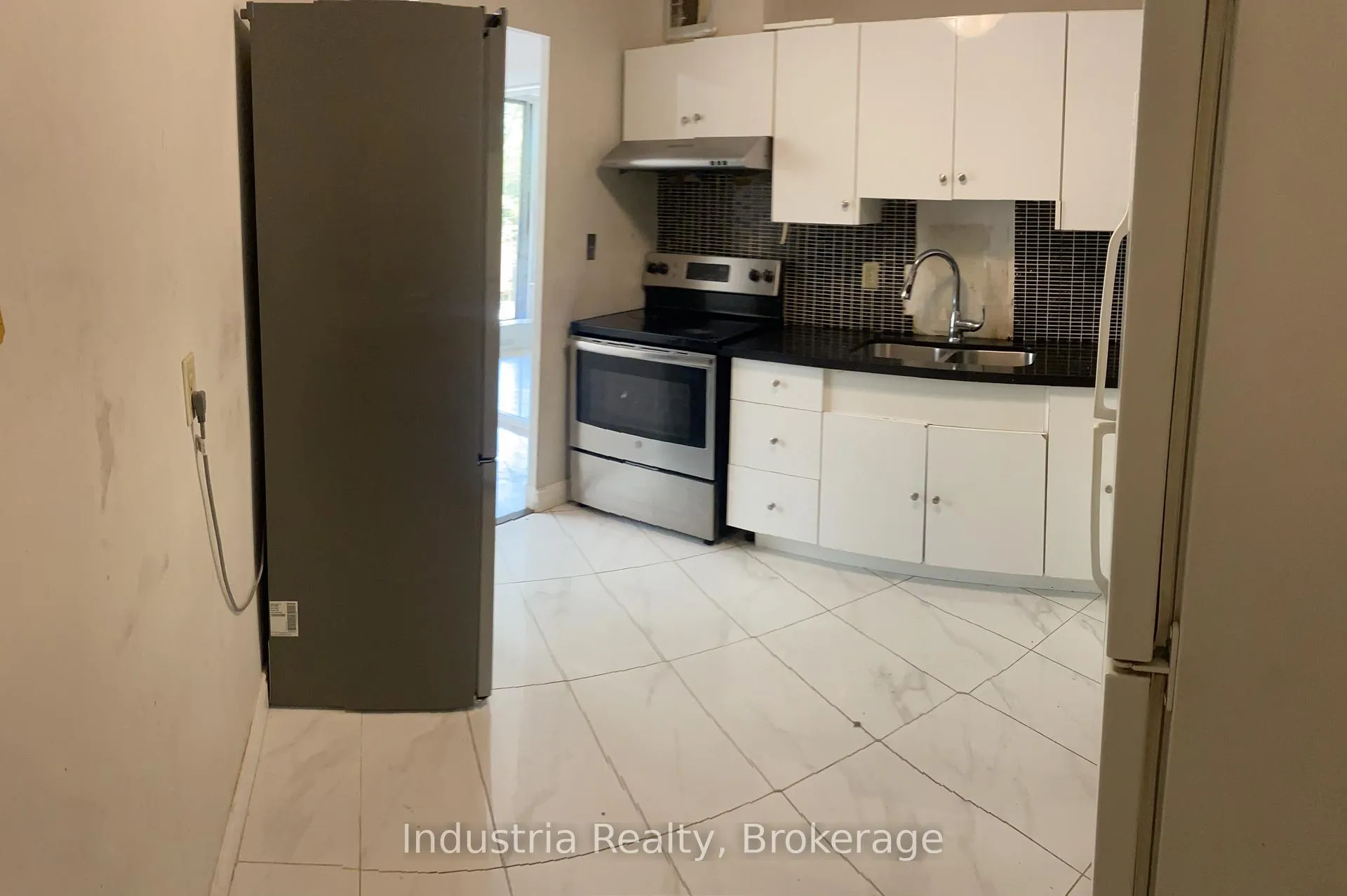 Photo 9 of Unit R2-2, 60 Pavane Link Way, Toronto, Flemingdon Park — HOMEH
