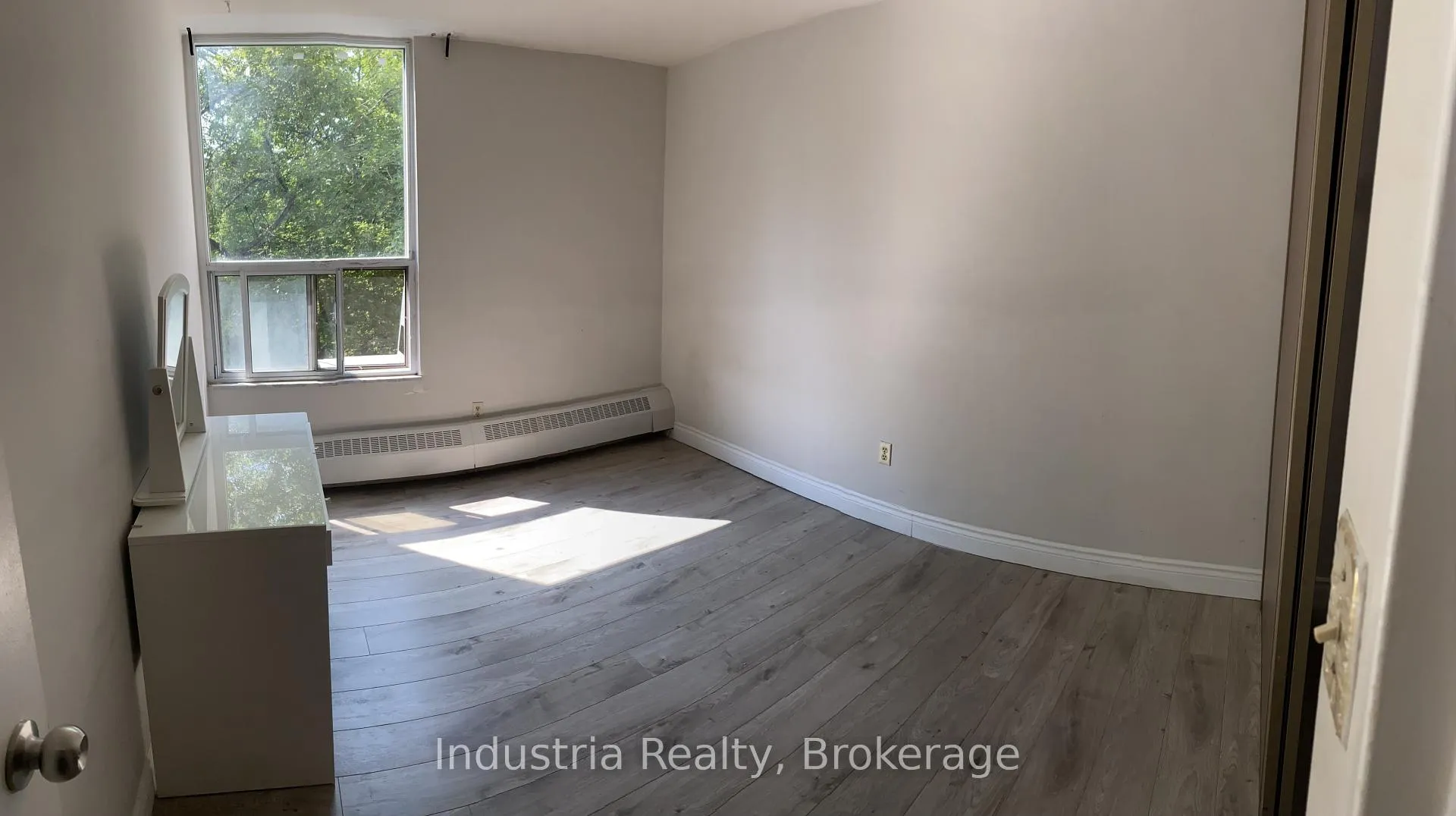 Photo 16 of Unit R2-2, 60 Pavane Link Way, Toronto, Flemingdon Park — HOMEH