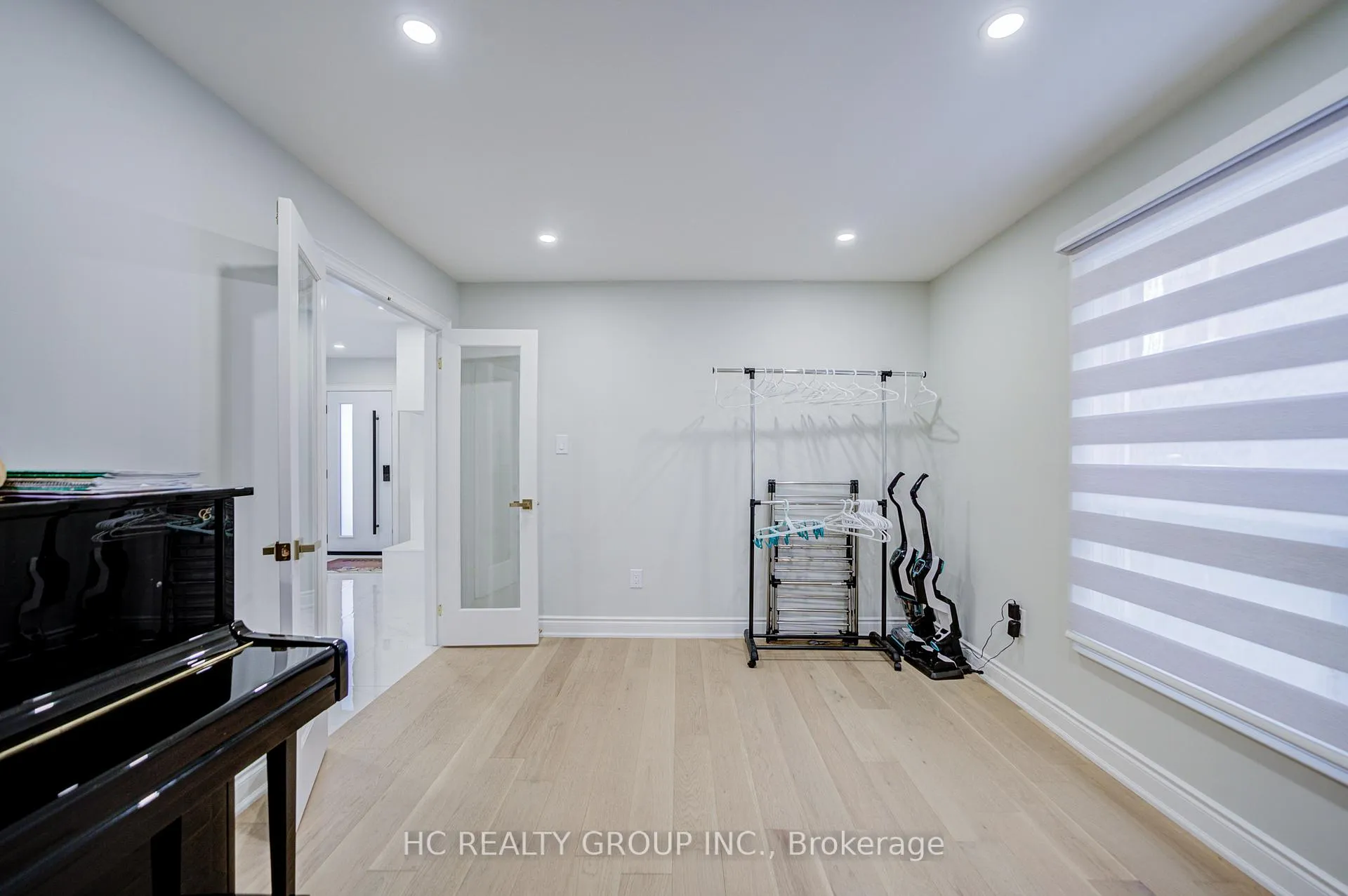 Photo 4 of 27 Corby Road, Markham, Unionville — HOMEH