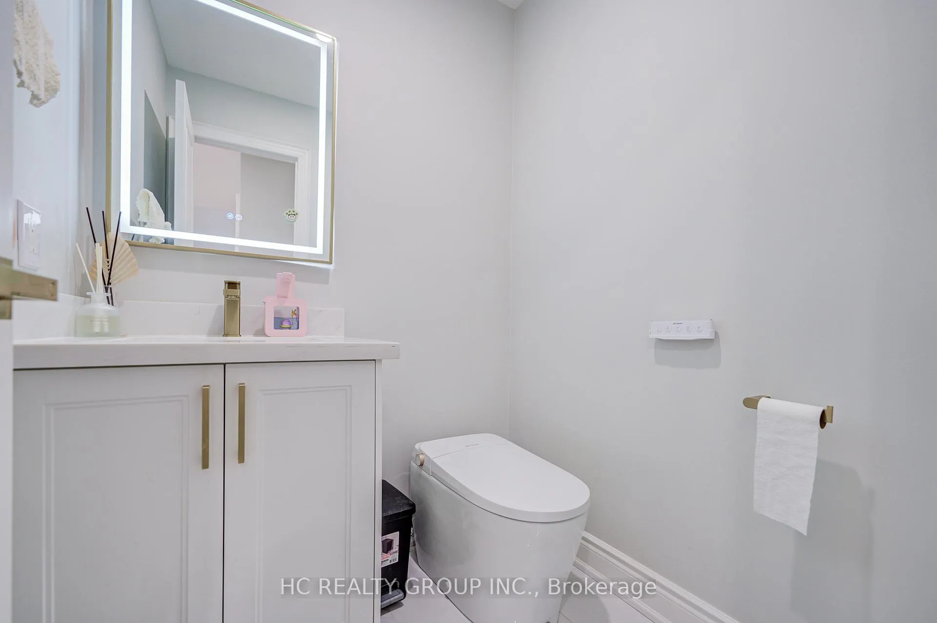 Photo 5 of 27 Corby Road, Markham, Unionville — HOMEH