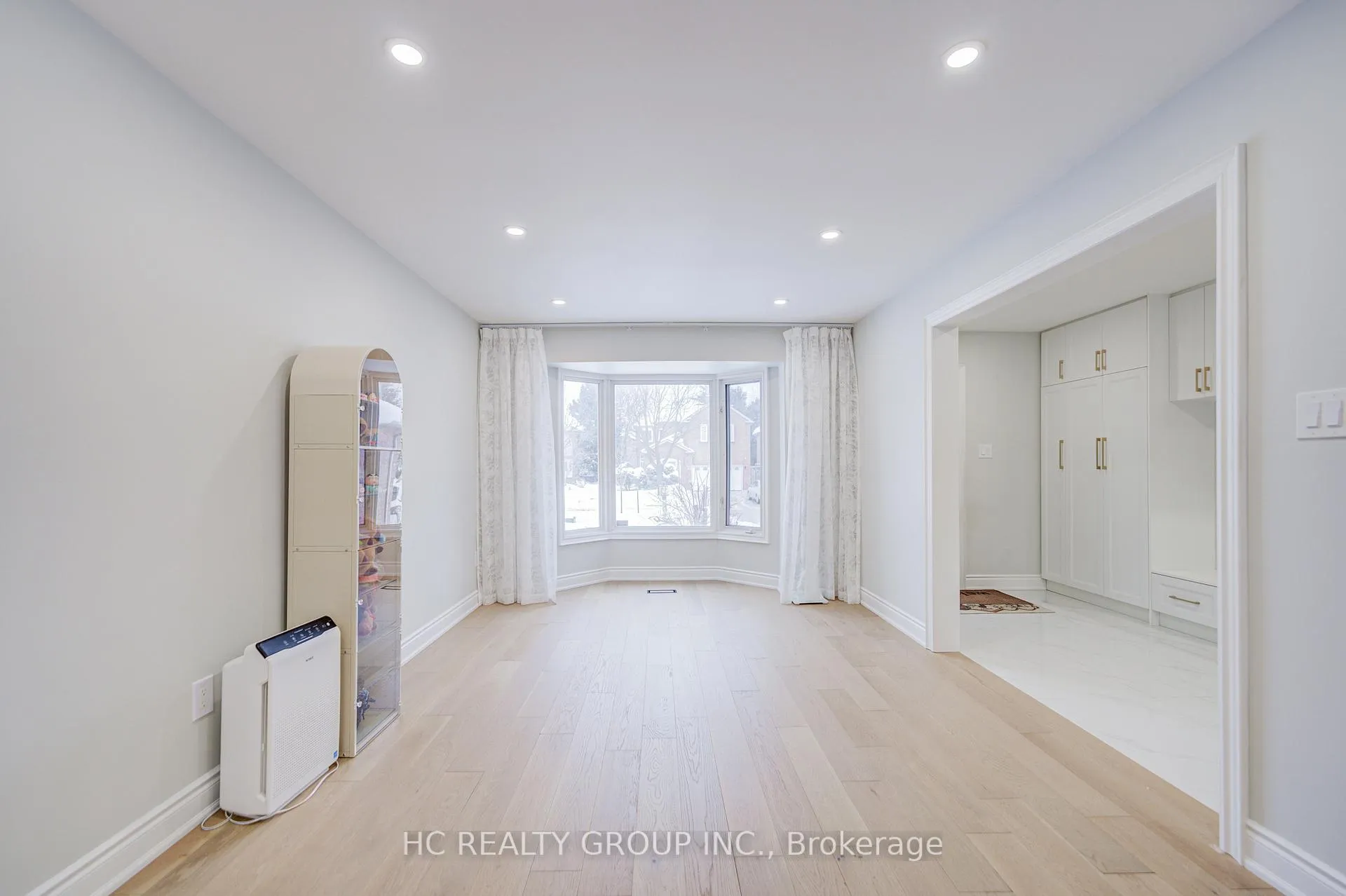 Photo 8 of 27 Corby Road, Markham, Unionville — HOMEH