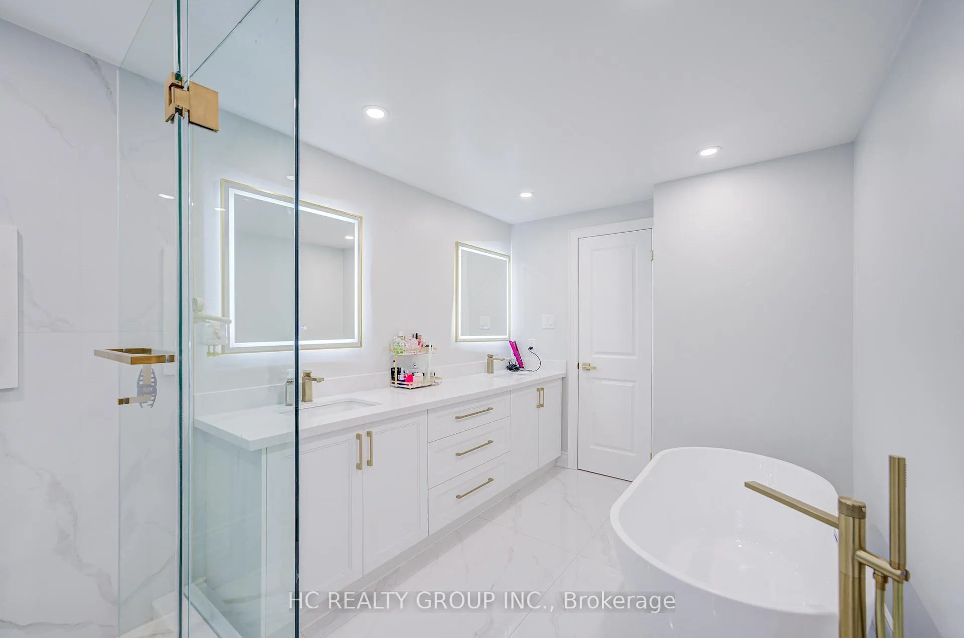 Photo 17 of 27 Corby Road, Markham, Unionville — HOMEH