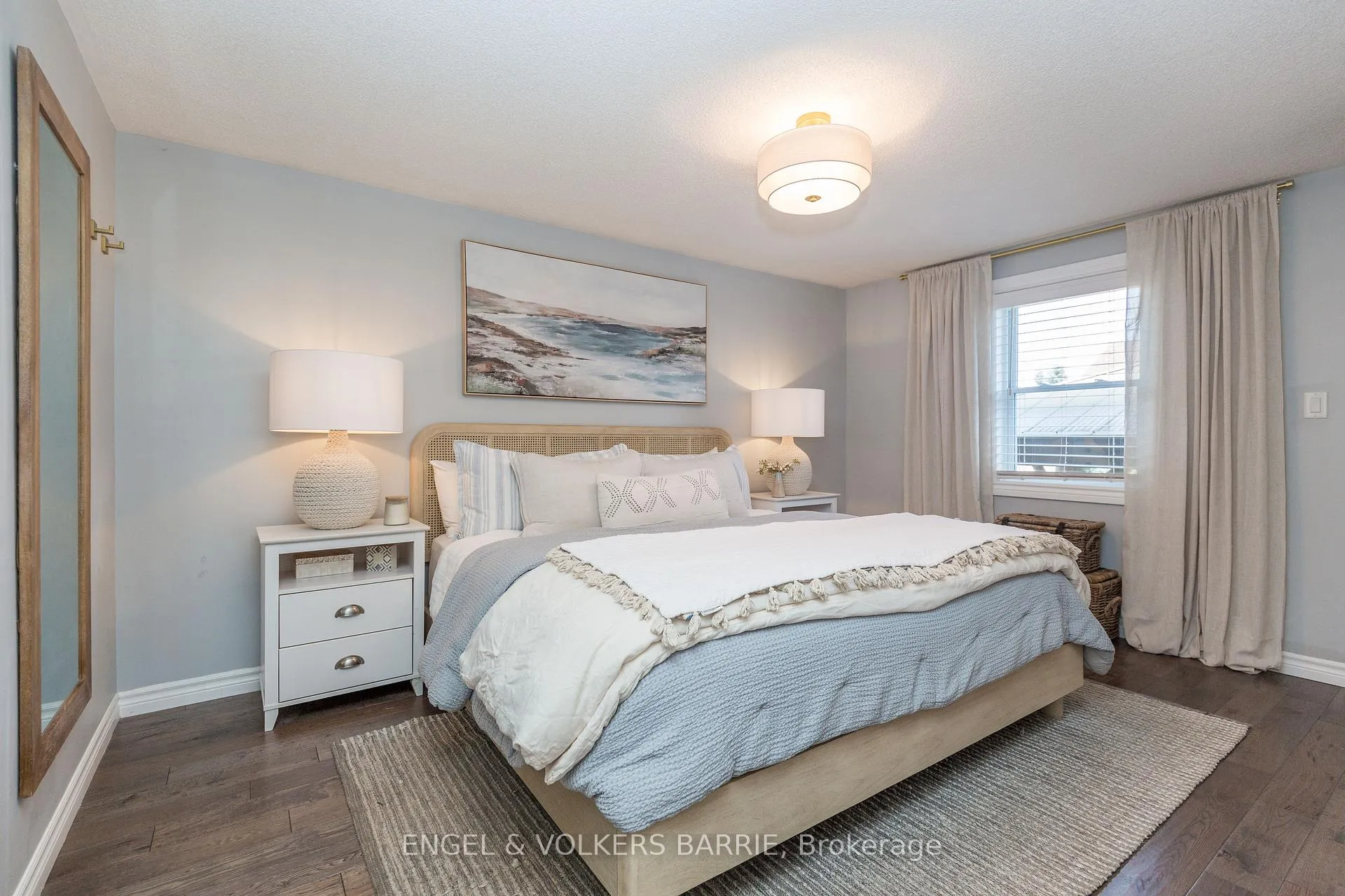 Photo 10 of 139 Columbia Road, Barrie, Holly — HOMEH