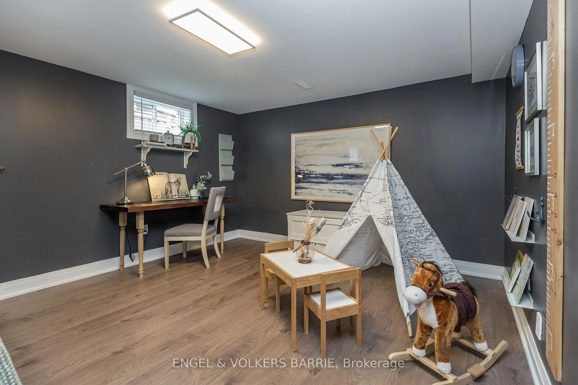 Photo 14 of 139 Columbia Road, Barrie, Holly — HOMEH