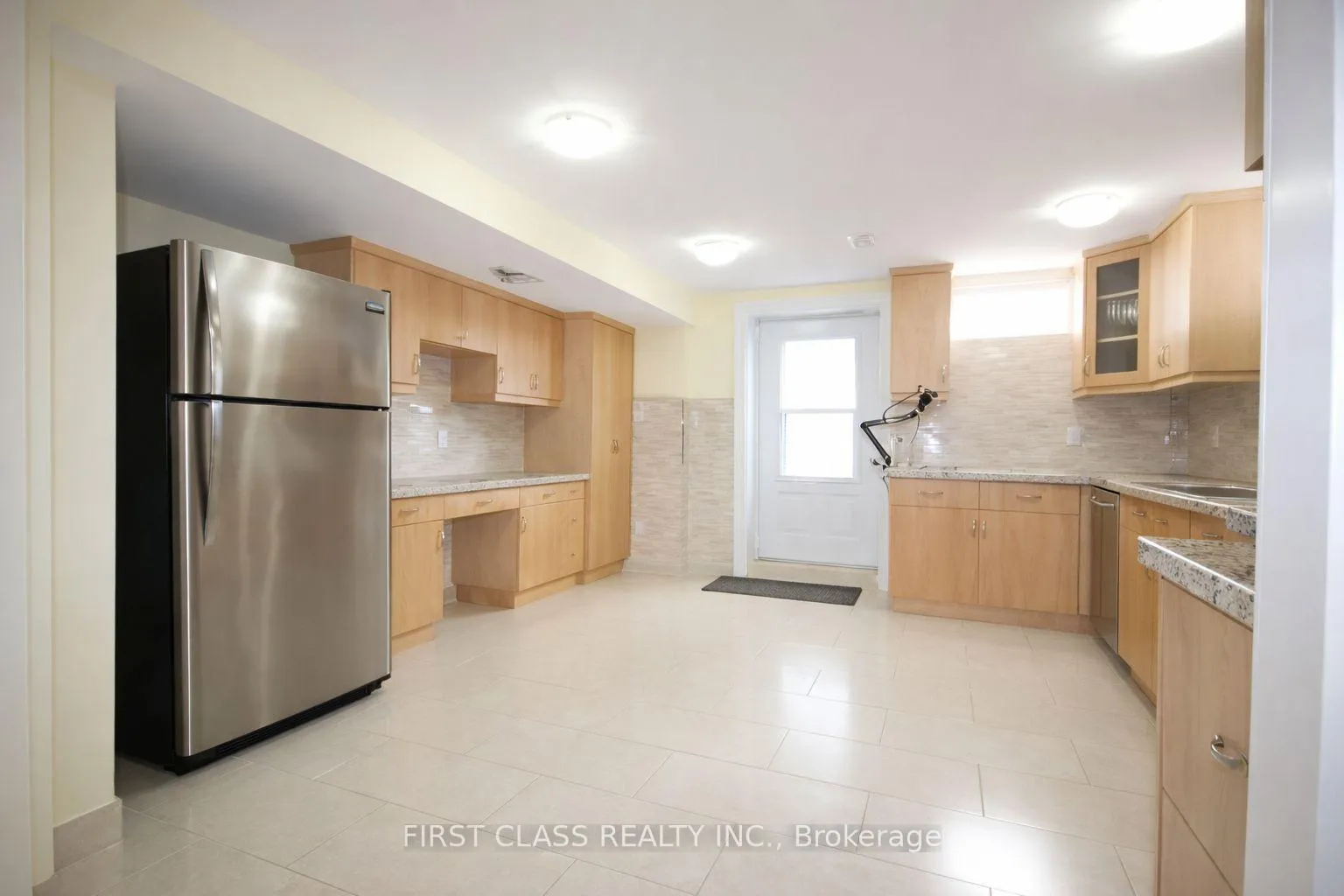 Photo 2 of Unit Bsmt, 27 Glenbury Drive, Vaughan, Brownridge — HOMEH