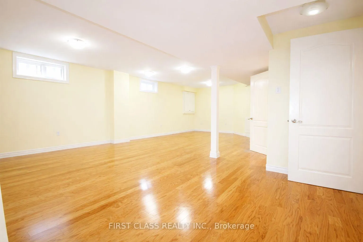 Photo 3 of Unit Bsmt, 27 Glenbury Drive, Vaughan, Brownridge — HOMEH
