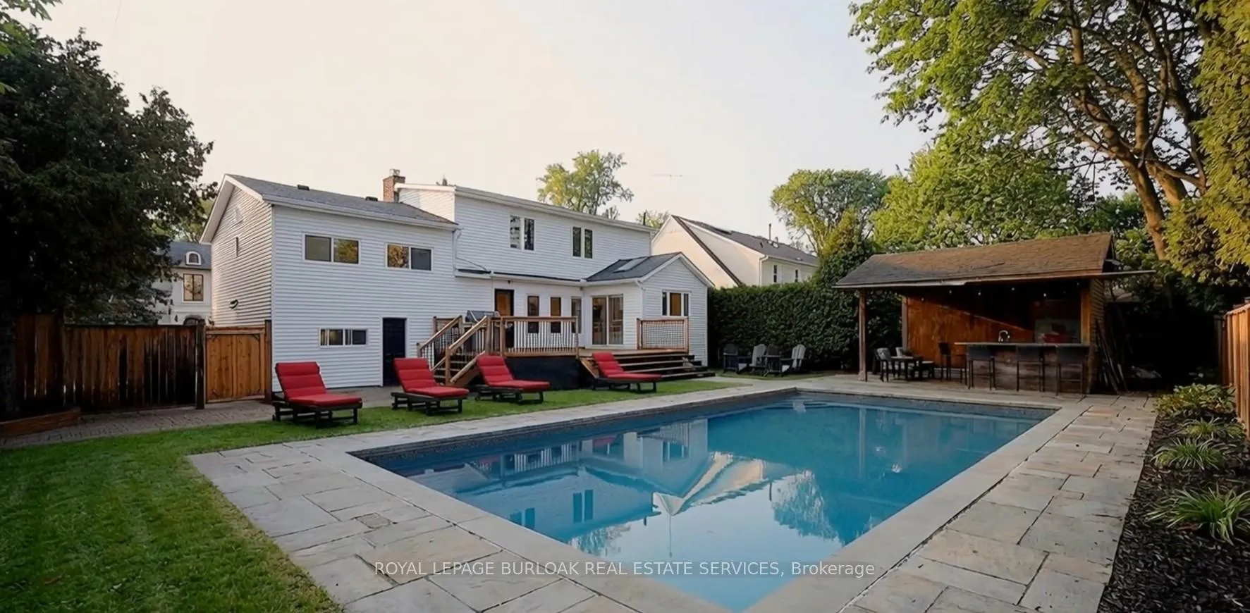 Photo 1 of 282 Pine Cove Road, Burlington, Roseland — HOMEH