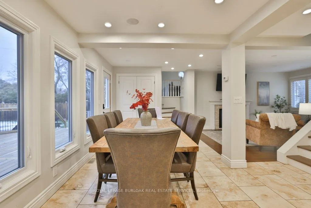 Photo 10 of 282 Pine Cove Road, Burlington, Roseland — HOMEH