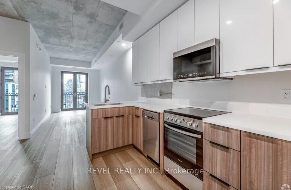 Photo 3 of Unit 801, 169 James Street S, Hamilton, Corktown — HOMEH