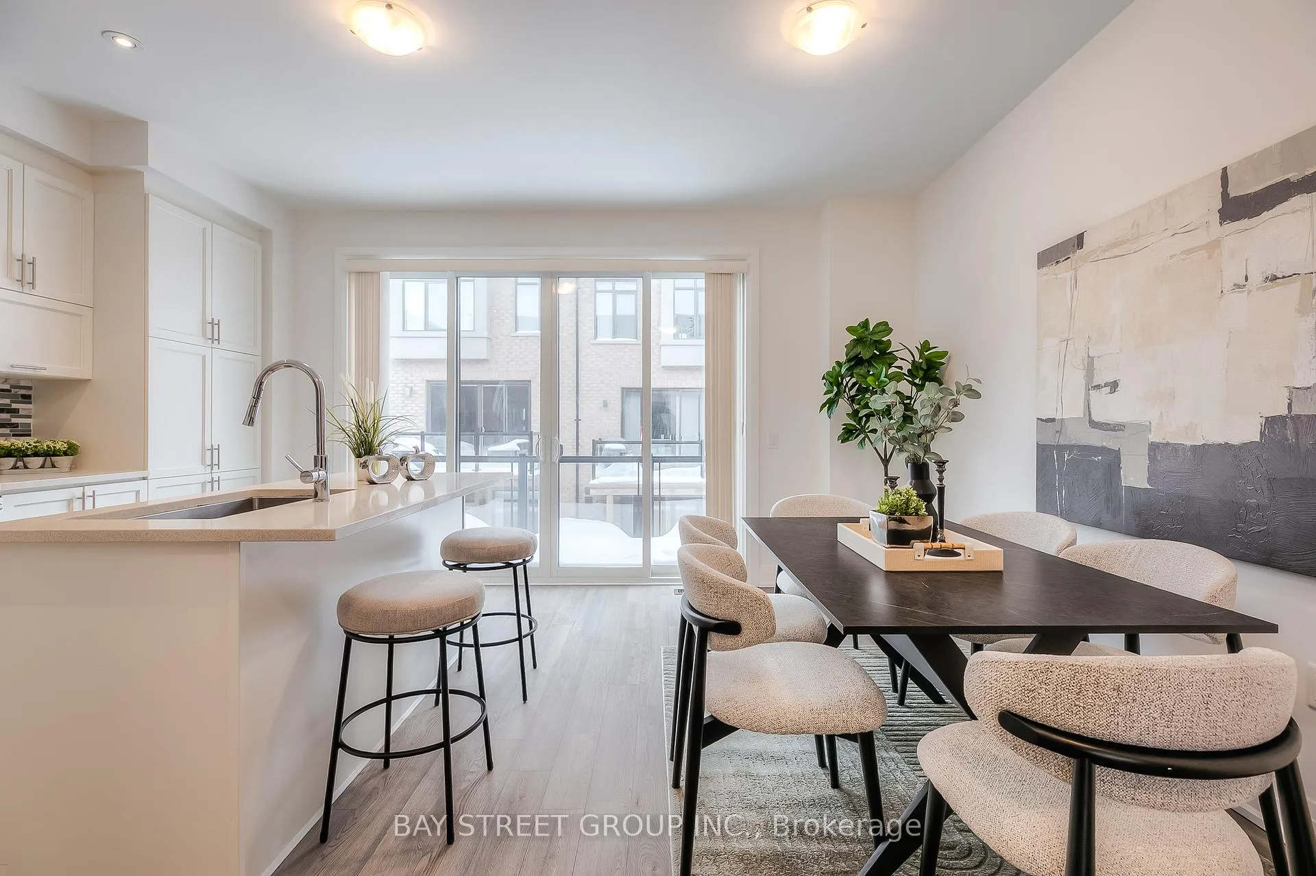 Photo 16 of 70 Salterton Circle, Vaughan, Rural Vaughan — HOMEH