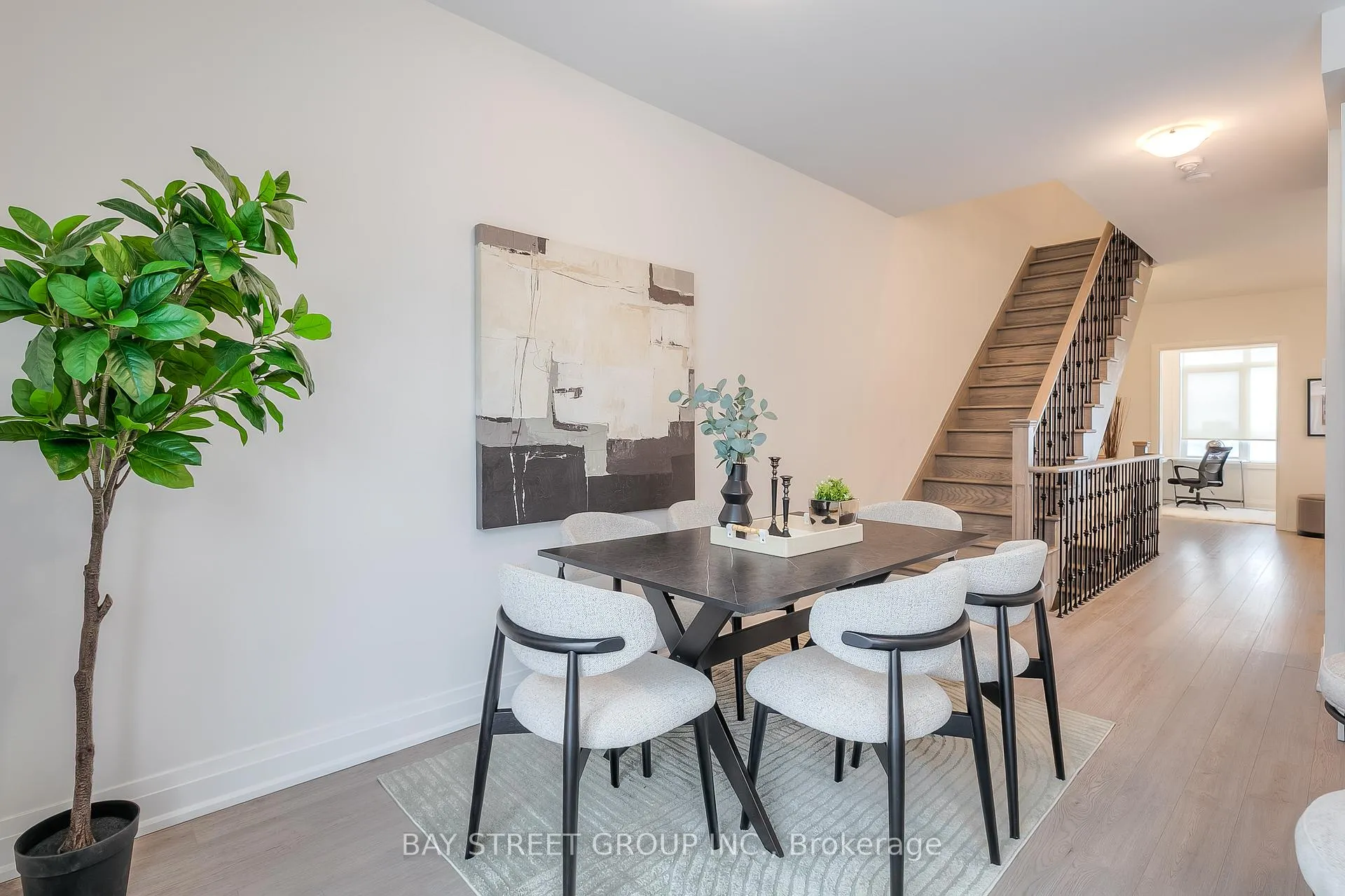 Photo 21 of 70 Salterton Circle, Vaughan, Rural Vaughan — HOMEH