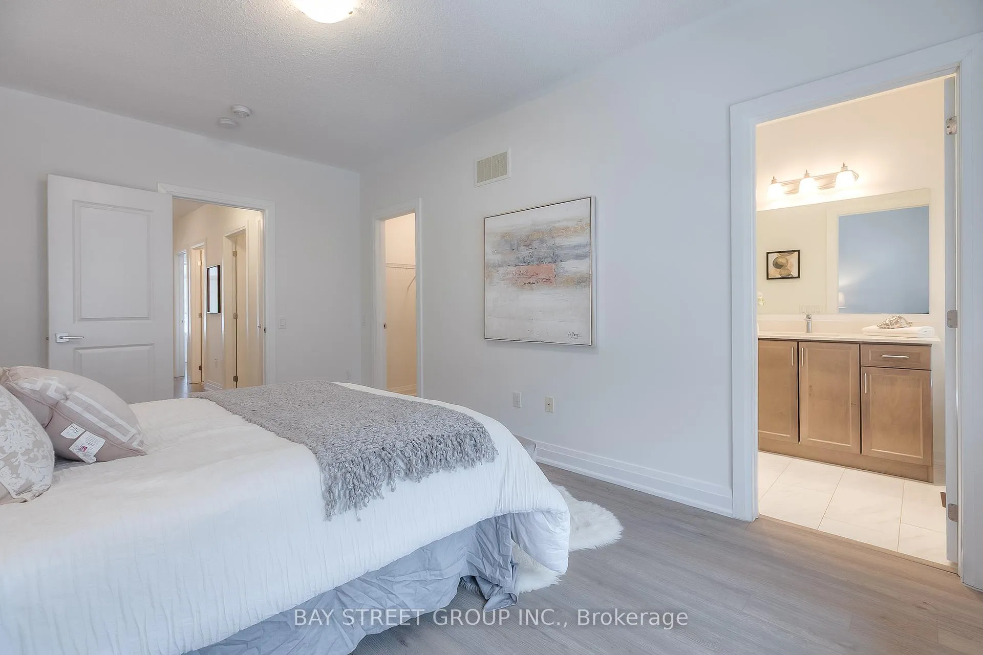 Photo 27 of 70 Salterton Circle, Vaughan, Rural Vaughan — HOMEH