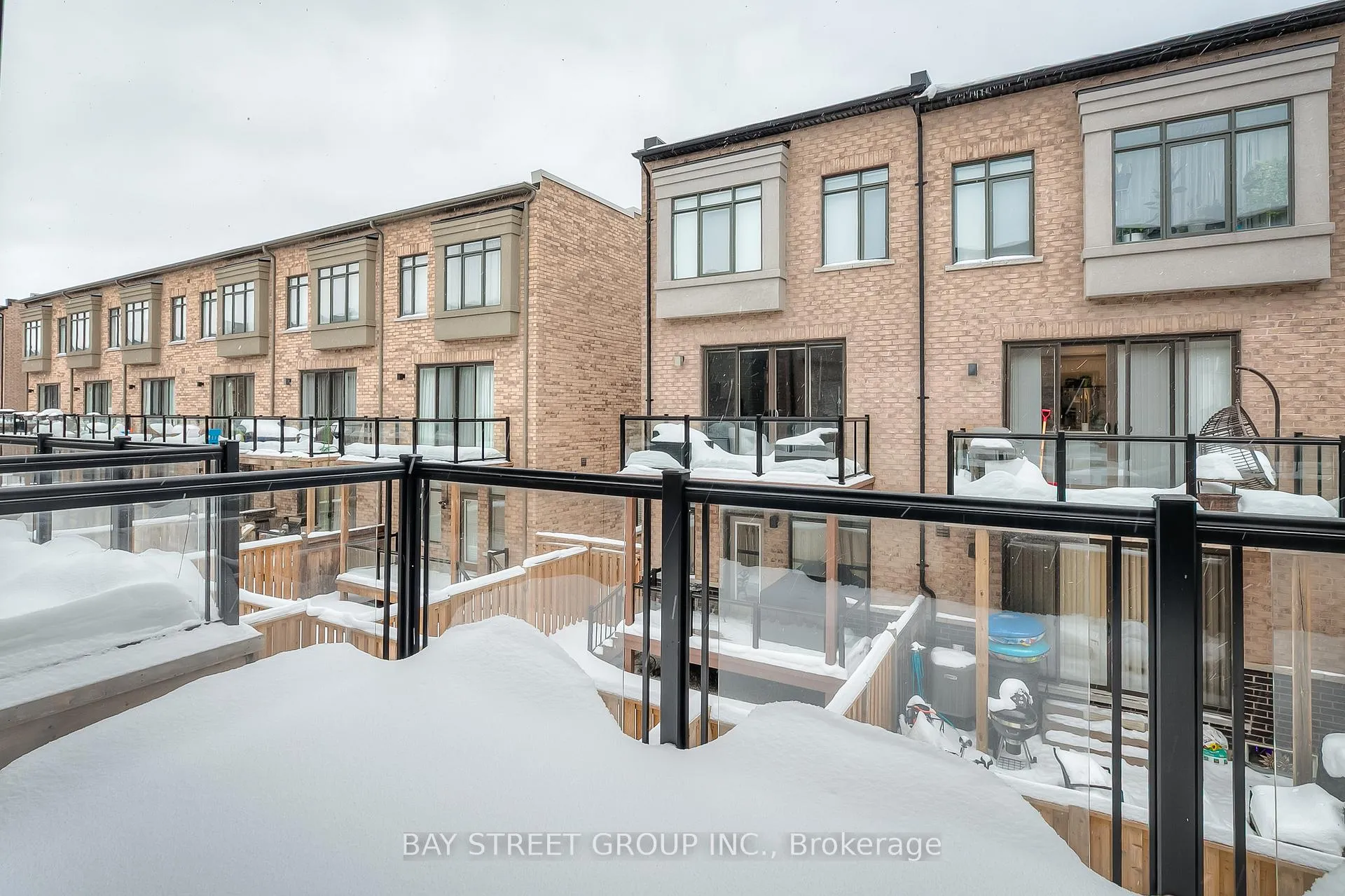 Photo 36 of 70 Salterton Circle, Vaughan, Rural Vaughan — HOMEH