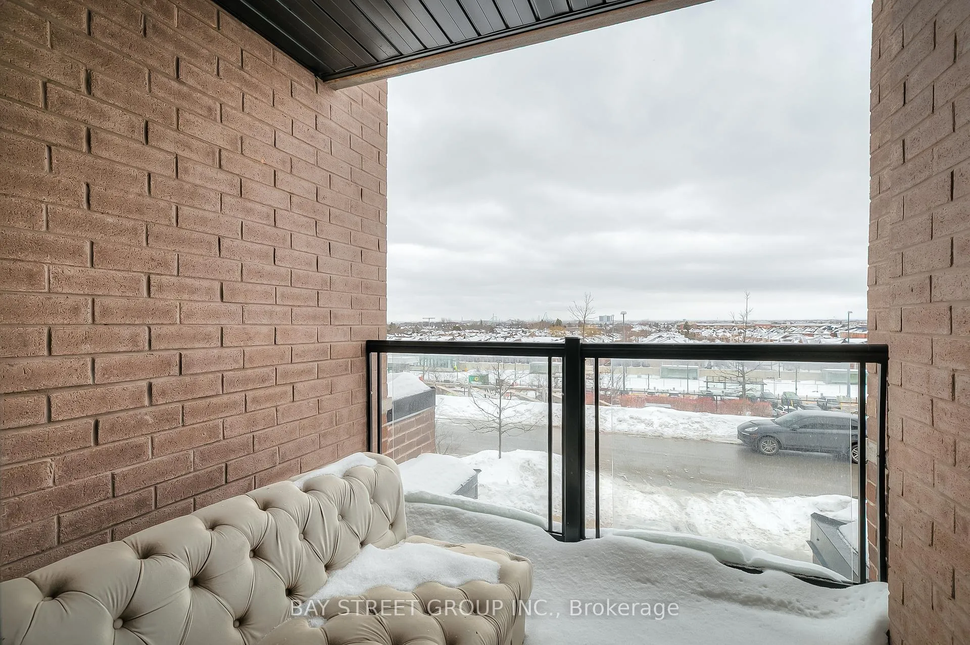 Photo 37 of 70 Salterton Circle, Vaughan, Rural Vaughan — HOMEH