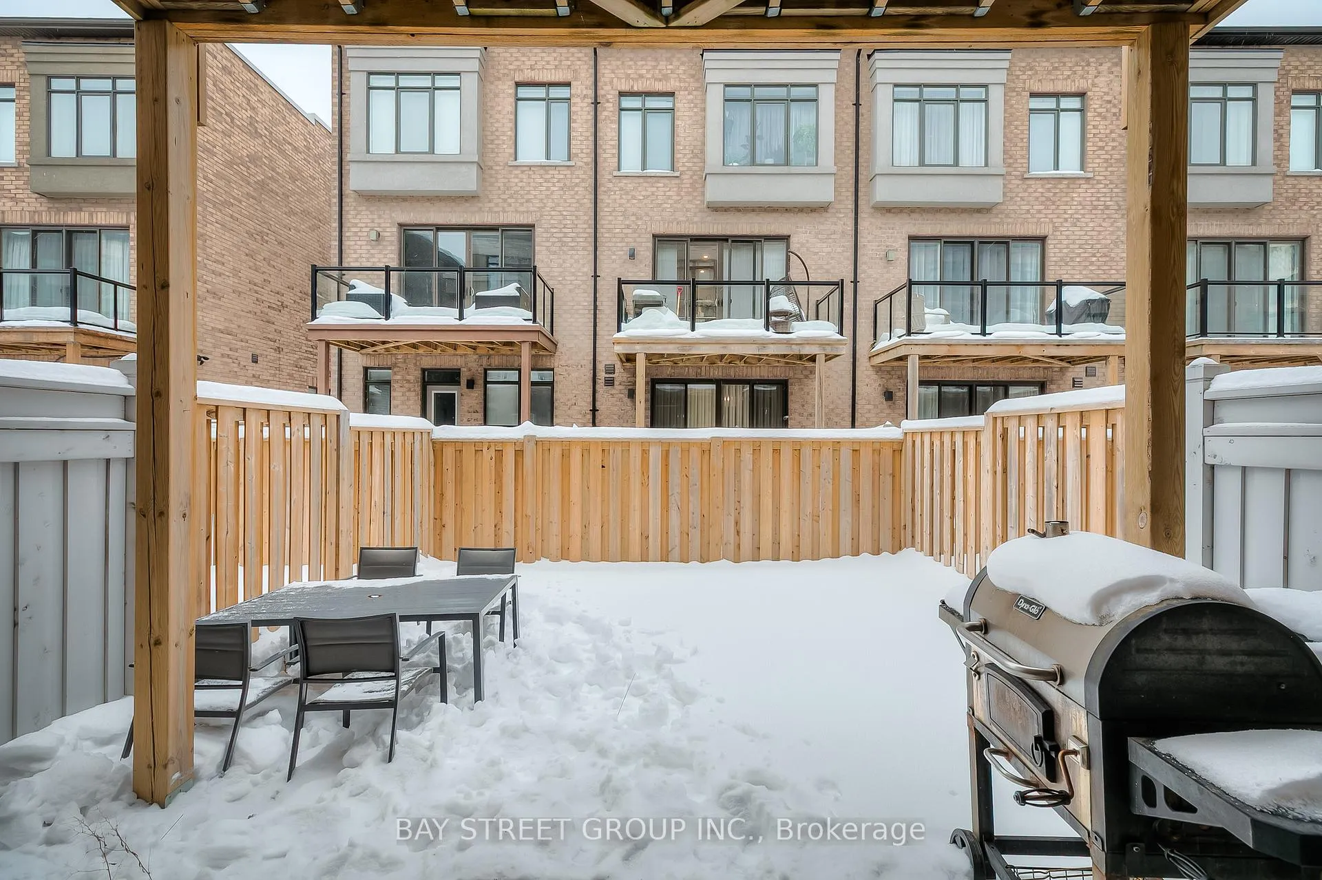 Photo 46 of 70 Salterton Circle, Vaughan, Rural Vaughan — HOMEH