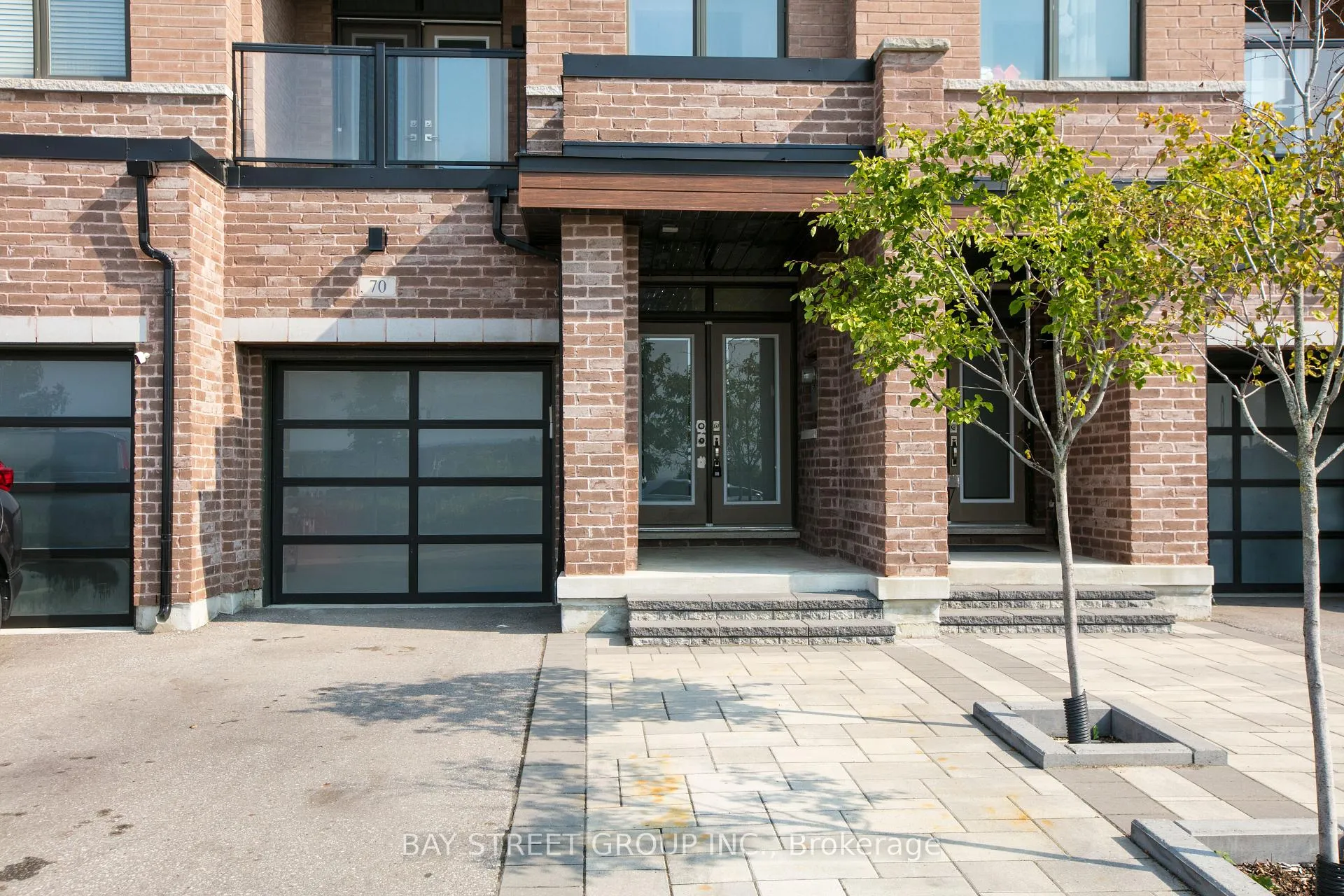Photo 48 of 70 Salterton Circle, Vaughan, Rural Vaughan — HOMEH