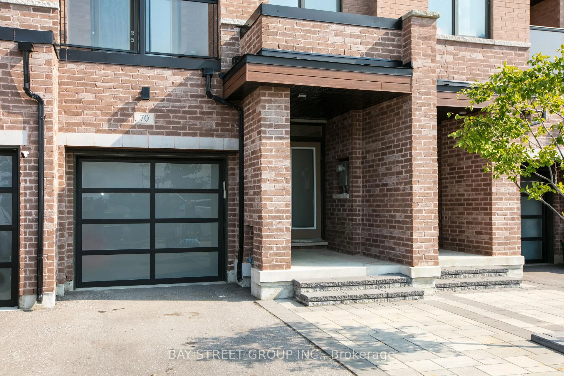 Photo 49 of 70 Salterton Circle, Vaughan, Rural Vaughan — HOMEH