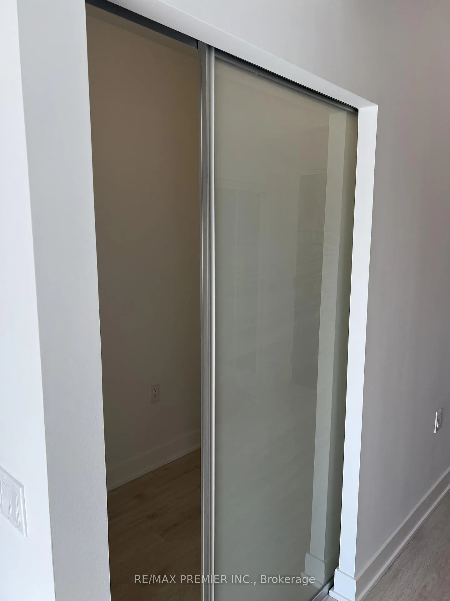 Photo 13 of Unit 509, 2088 James Street, Burlington, Brant — HOMEH